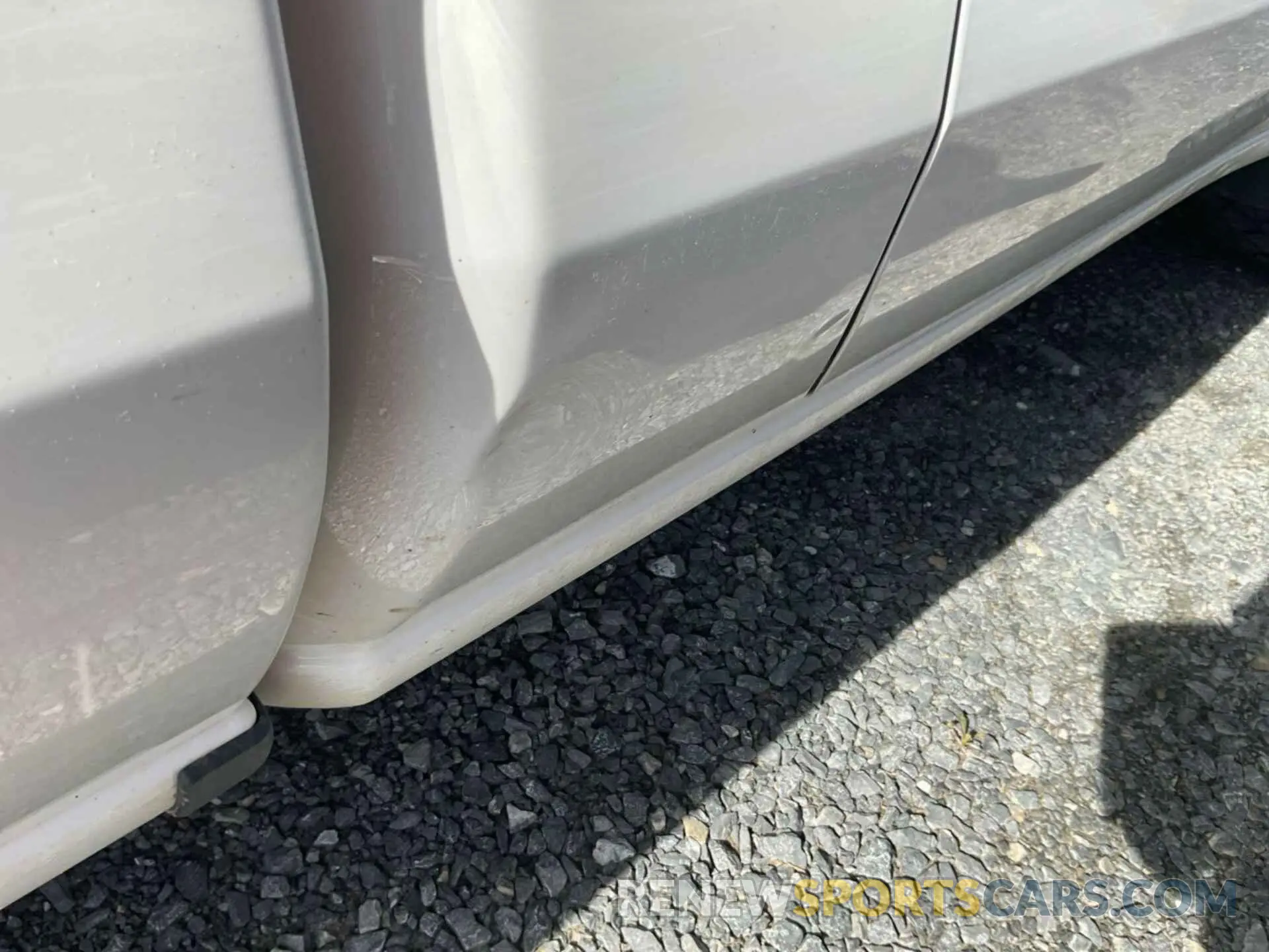 4 Photograph of a damaged car 3GCNYAEHXKG307807 CHEVROLET SILVERADO 1500 2019