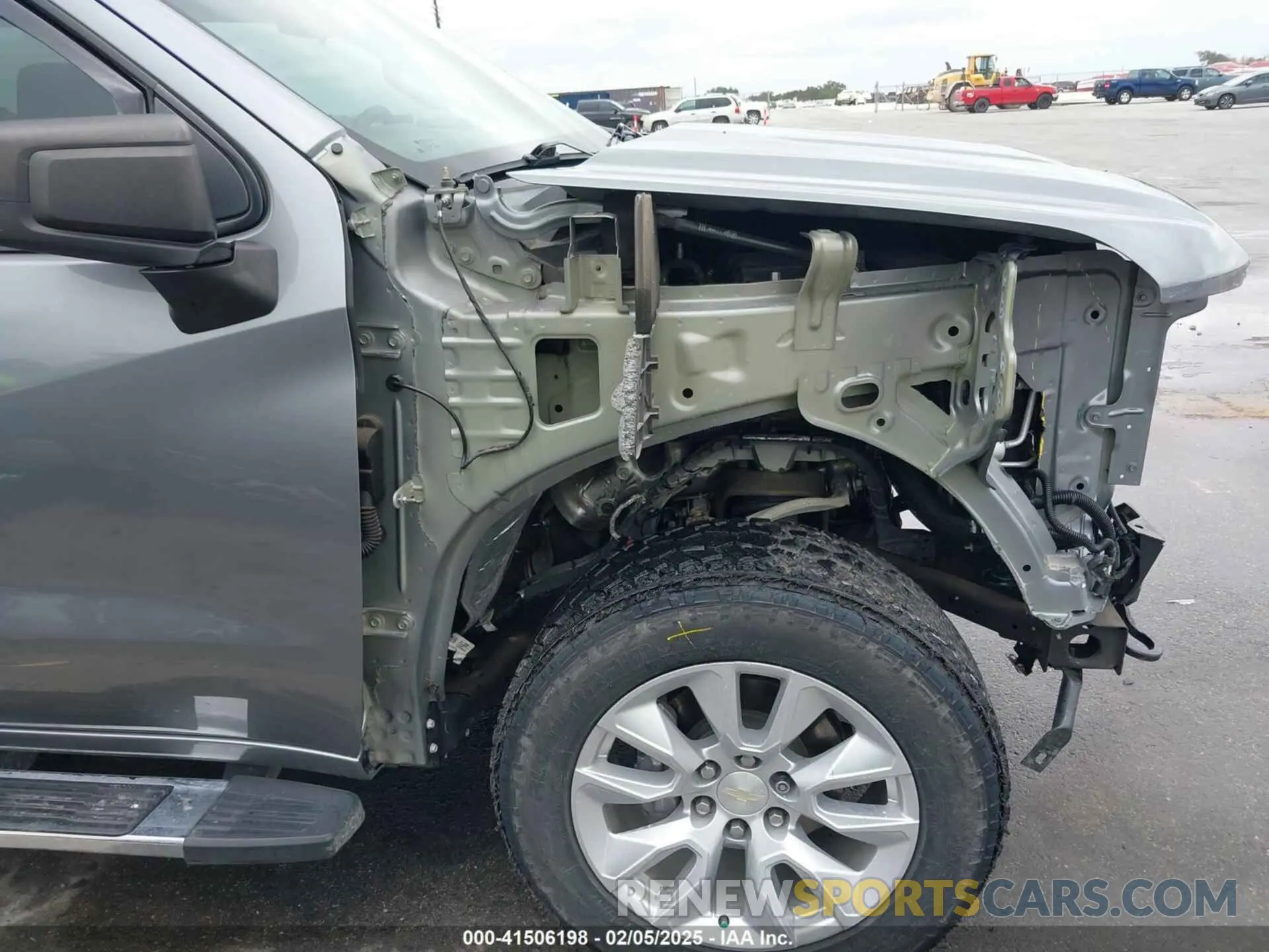 18 Photograph of a damaged car 3GCPWBEH4KG227181 CHEVROLET SILVERADO 1500 2019