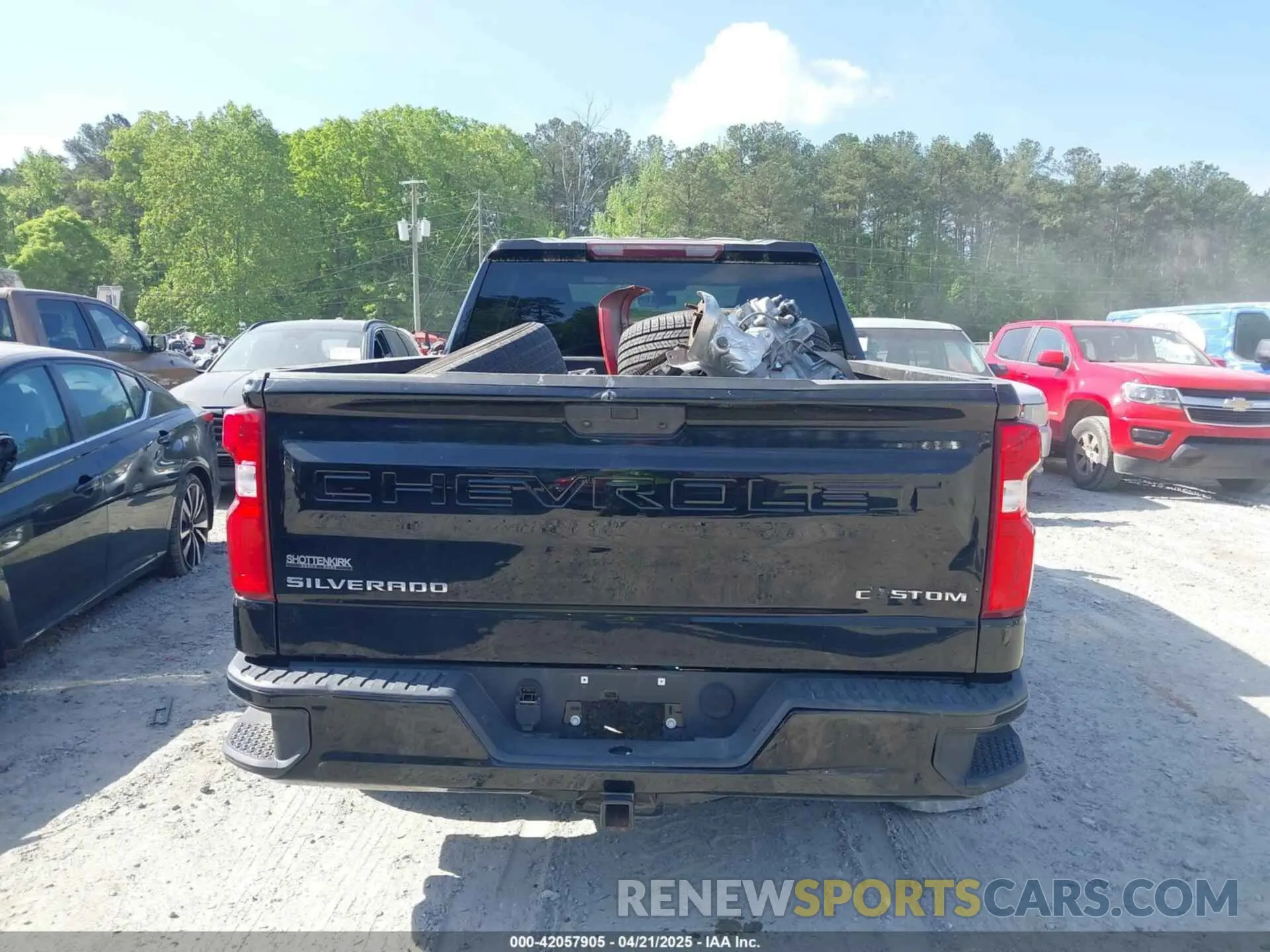 17 Photograph of a damaged car 3GCPWBEH7KG268677 CHEVROLET SILVERADO 1500 2019