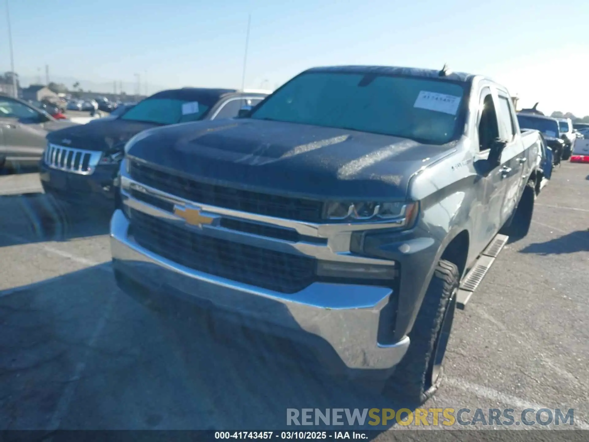 2 Photograph of a damaged car 3GCPWCED1KG236908 CHEVROLET SILVERADO 1500 2019