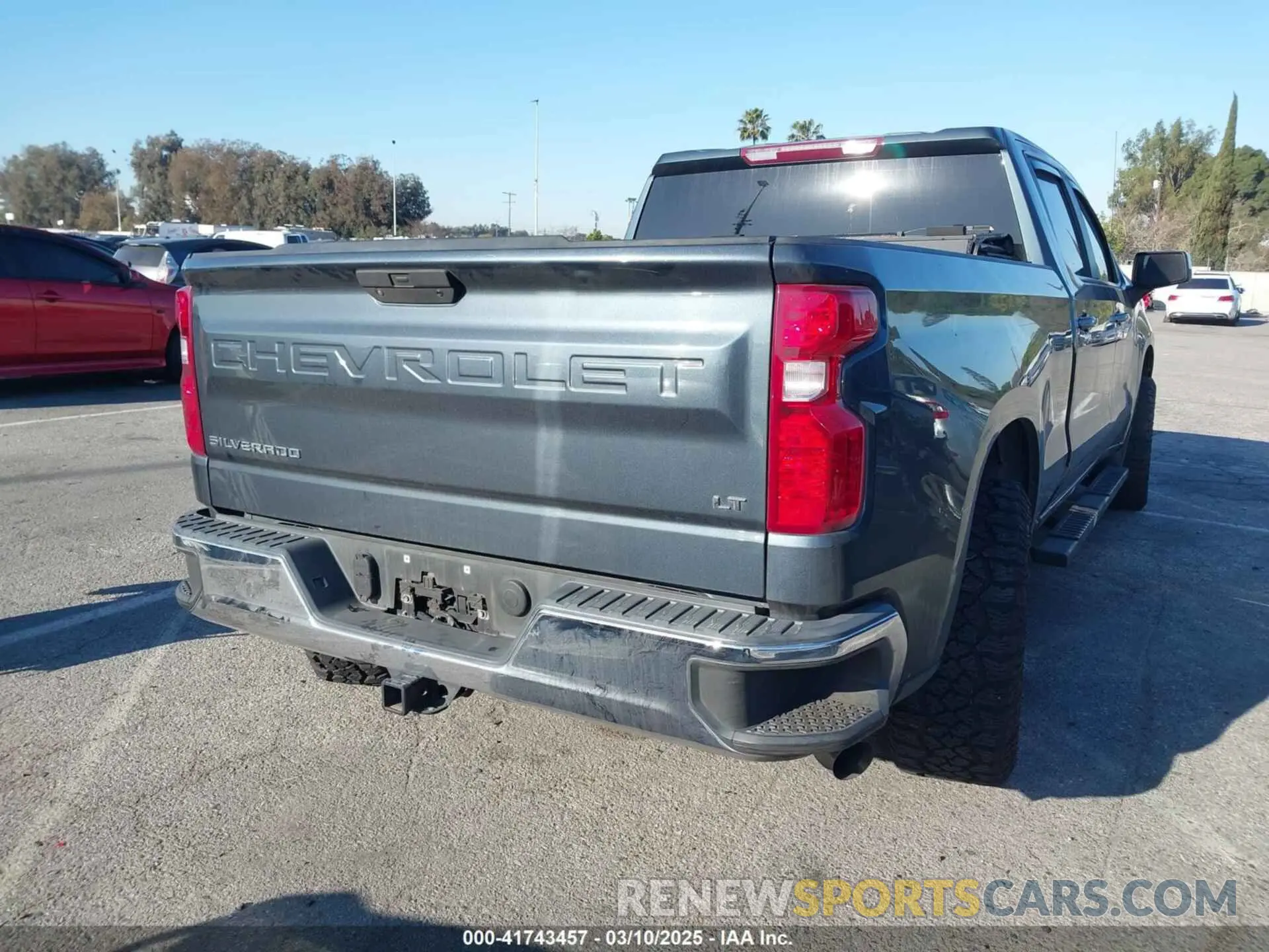 4 Photograph of a damaged car 3GCPWCED1KG236908 CHEVROLET SILVERADO 1500 2019