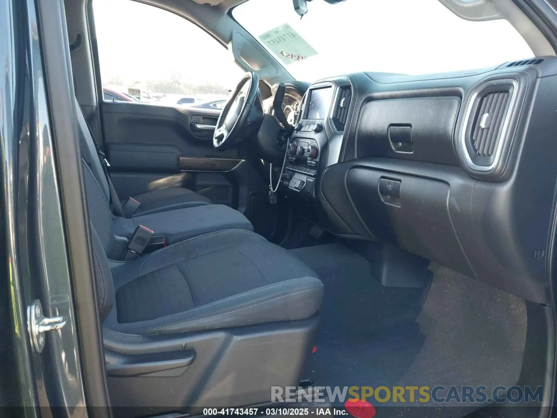 5 Photograph of a damaged car 3GCPWCED1KG236908 CHEVROLET SILVERADO 1500 2019
