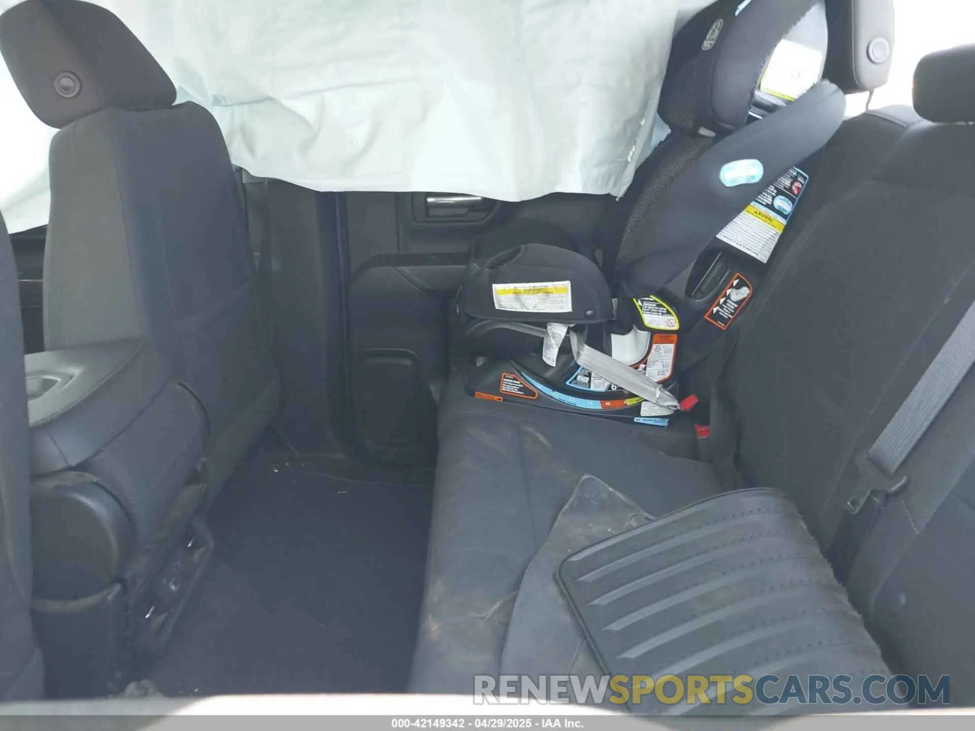 8 Photograph of a damaged car 3GCPWCED1KG241039 CHEVROLET SILVERADO 1500 2019