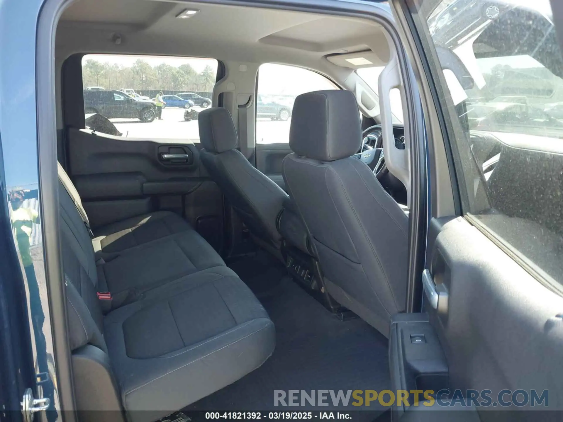 8 Photograph of a damaged car 3GCPWCED4KG153778 CHEVROLET SILVERADO 1500 2019