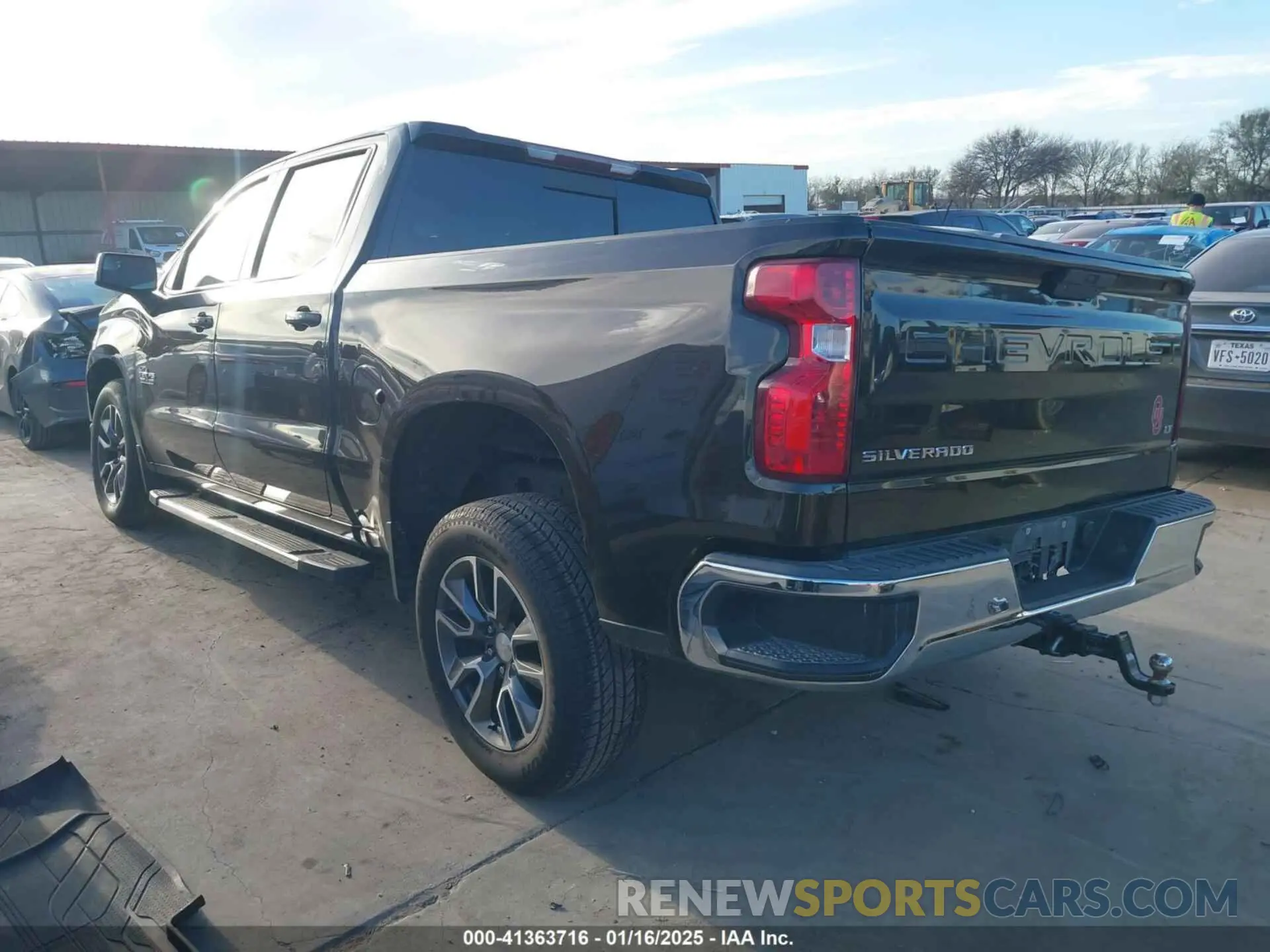 3 Photograph of a damaged car 3GCPWCED4KG157393 CHEVROLET SILVERADO 1500 2019