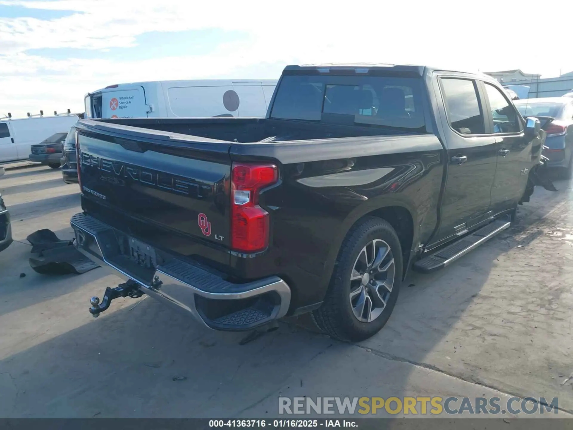 4 Photograph of a damaged car 3GCPWCED4KG157393 CHEVROLET SILVERADO 1500 2019