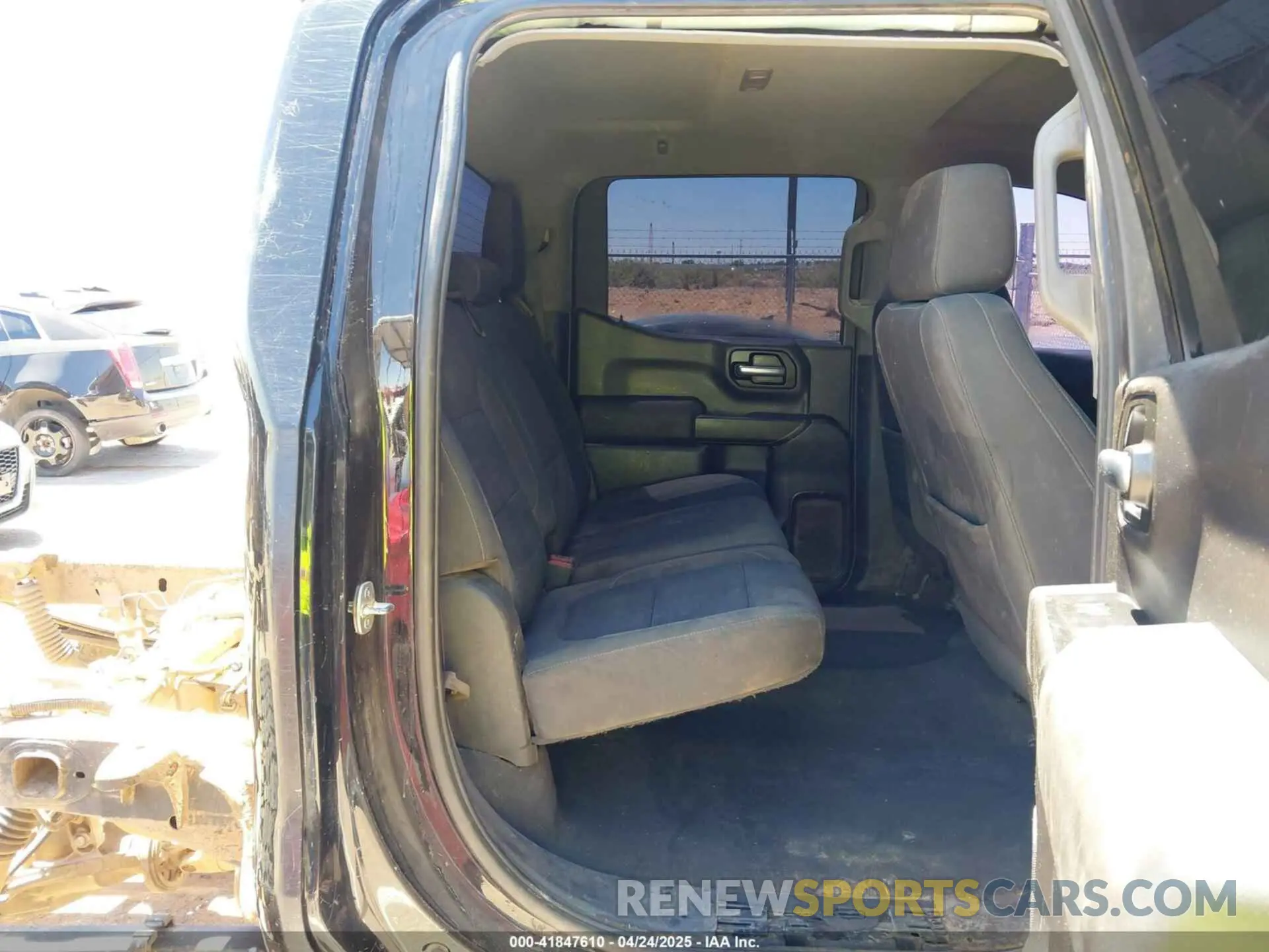 8 Photograph of a damaged car 3GCPWCED5KG186496 CHEVROLET SILVERADO 1500 2019