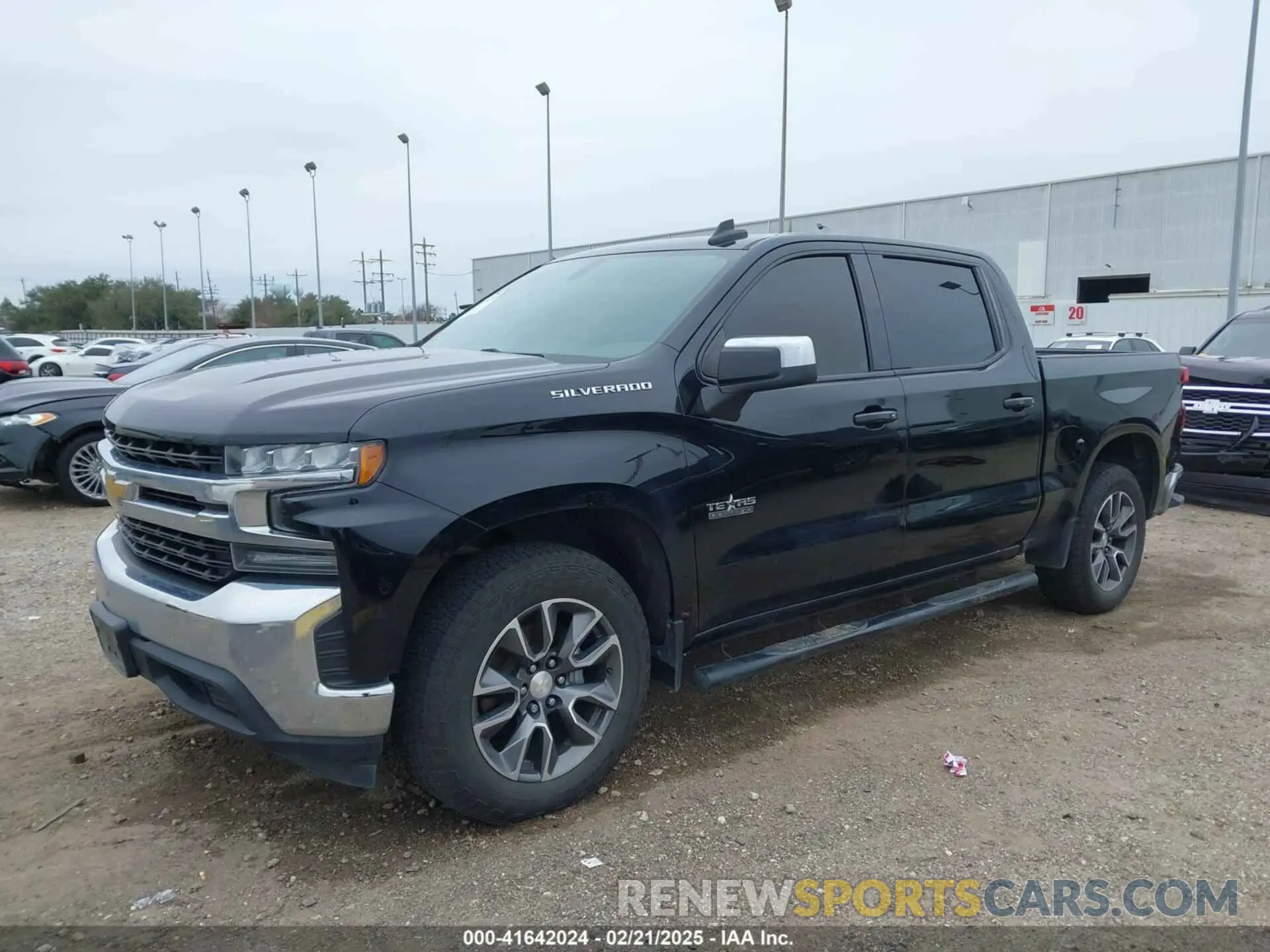2 Photograph of a damaged car 3GCPWCED8KG255973 CHEVROLET SILVERADO 1500 2019