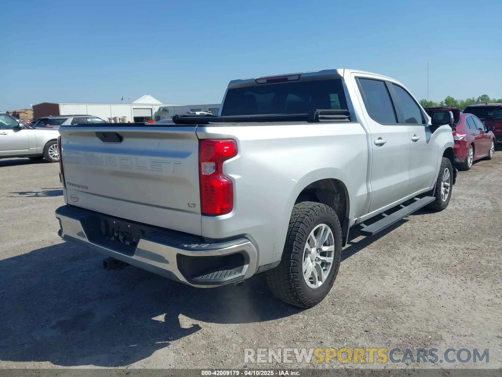4 Photograph of a damaged car 3GCPWCED9KG101661 CHEVROLET SILVERADO 1500 2019