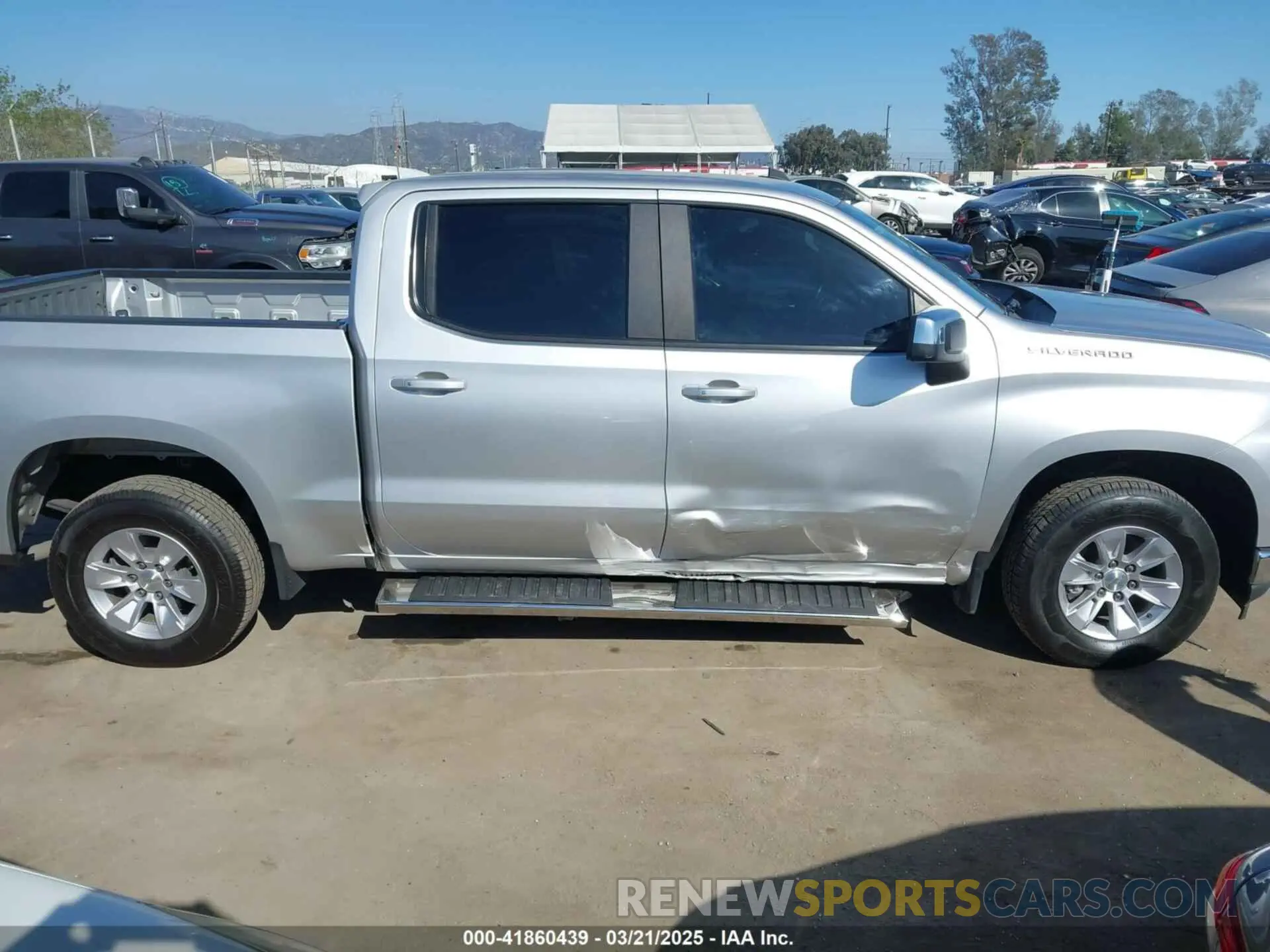 13 Photograph of a damaged car 3GCPWCED9KG288268 CHEVROLET SILVERADO 1500 2019