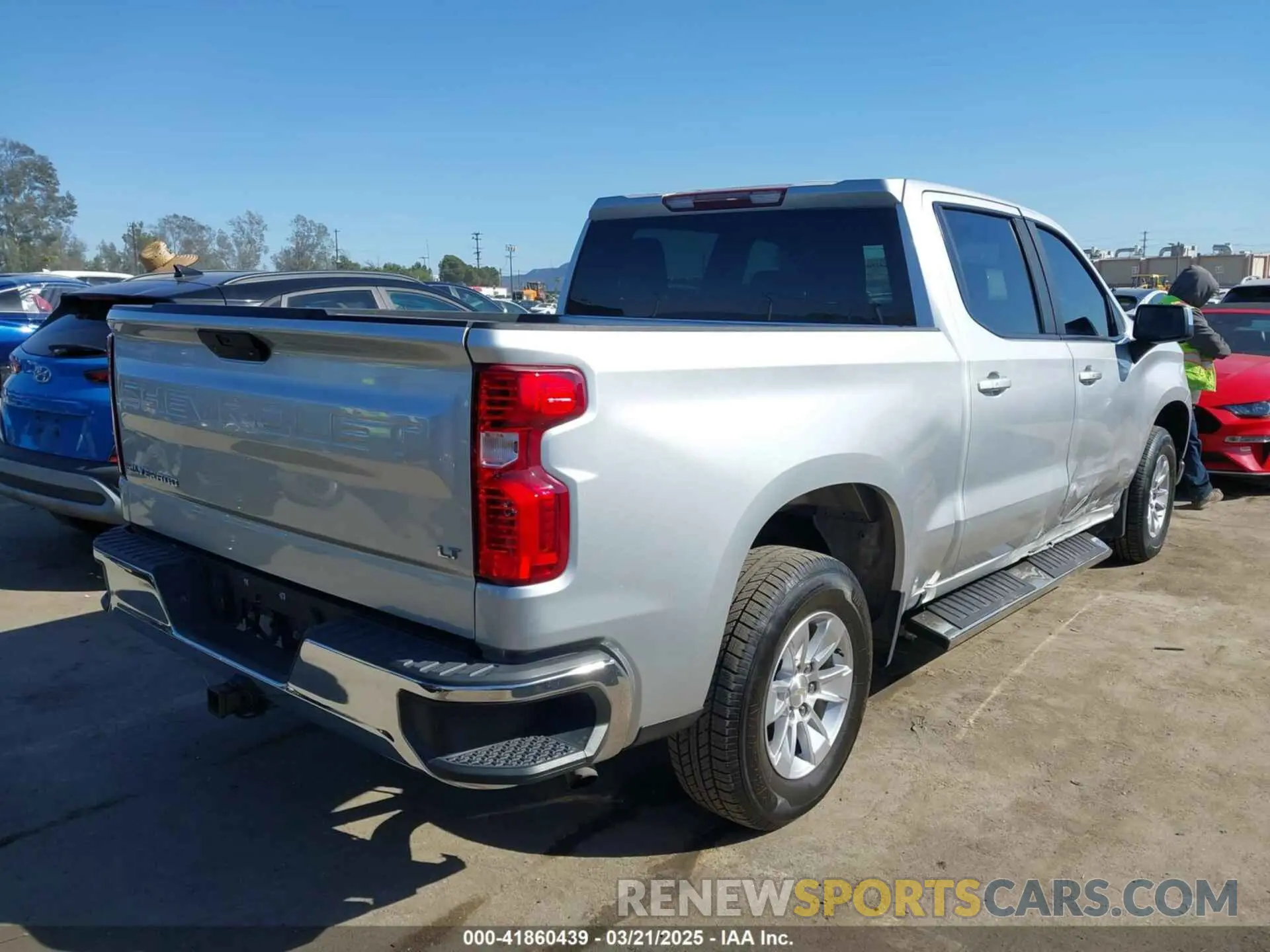 4 Photograph of a damaged car 3GCPWCED9KG288268 CHEVROLET SILVERADO 1500 2019