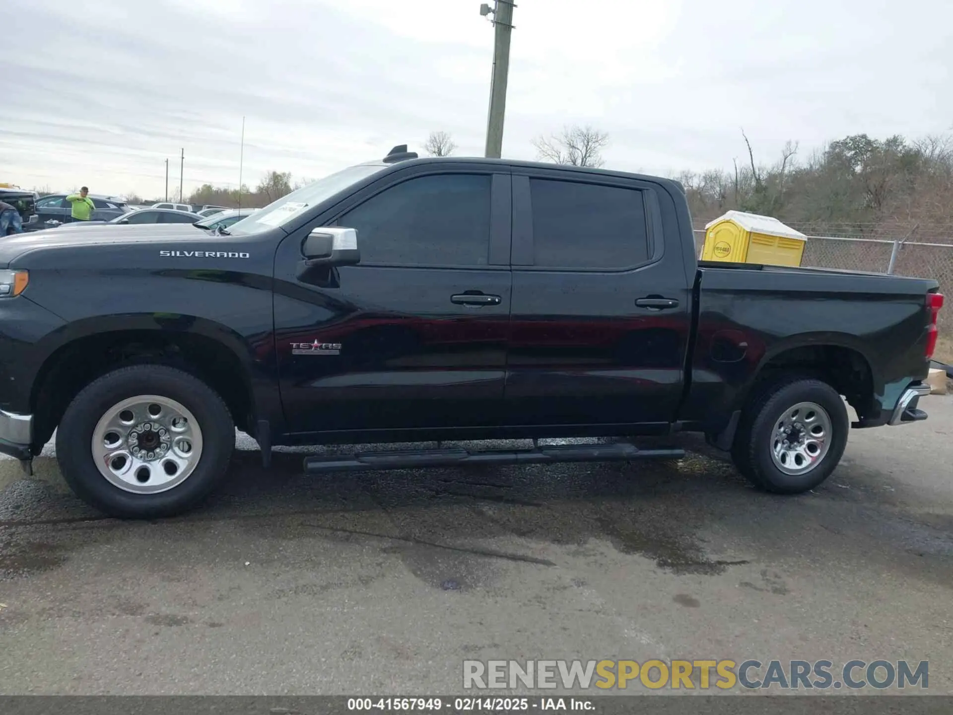 14 Photograph of a damaged car 3GCPWCEDXKG114113 CHEVROLET SILVERADO 1500 2019