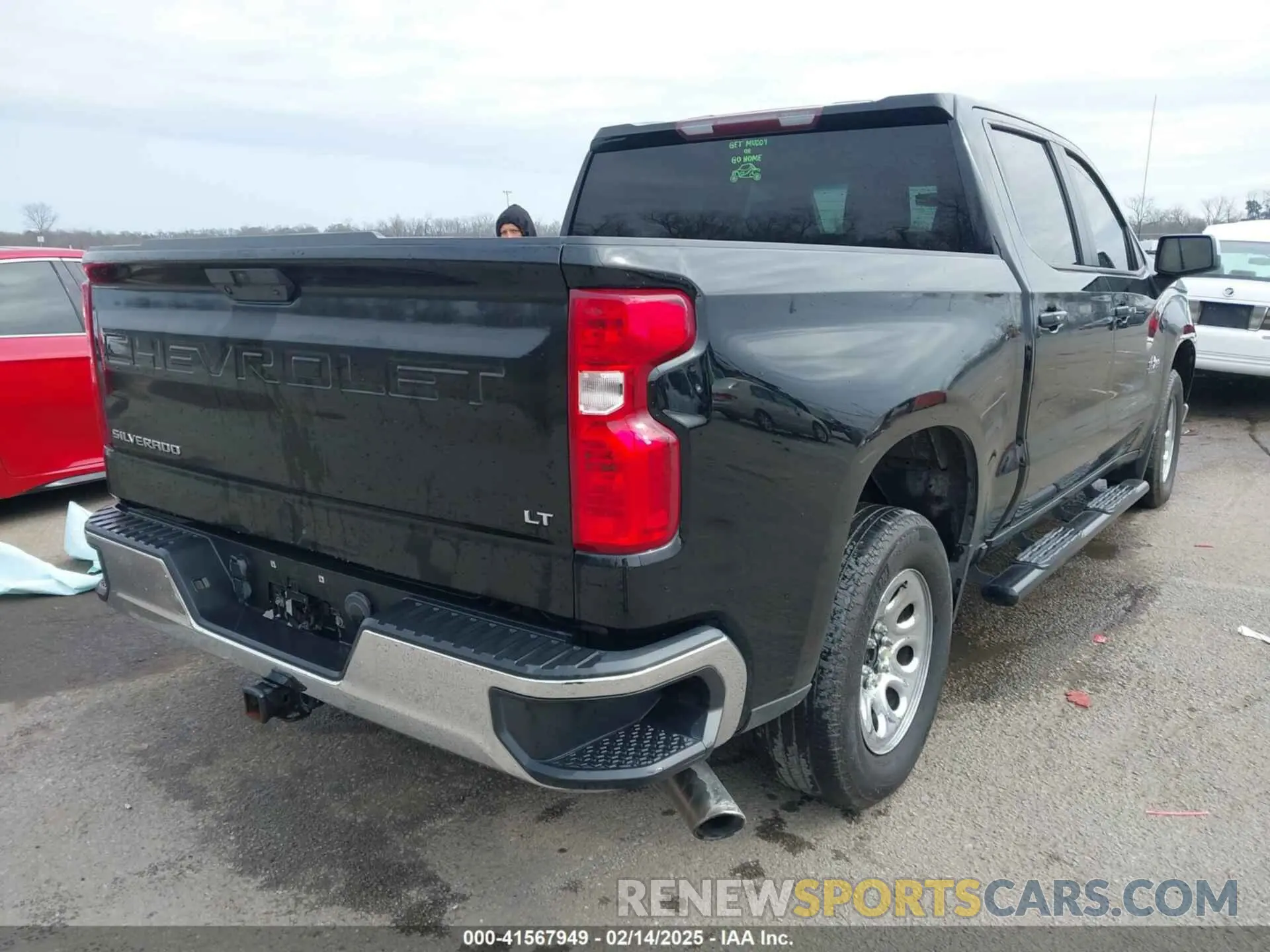 4 Photograph of a damaged car 3GCPWCEDXKG114113 CHEVROLET SILVERADO 1500 2019