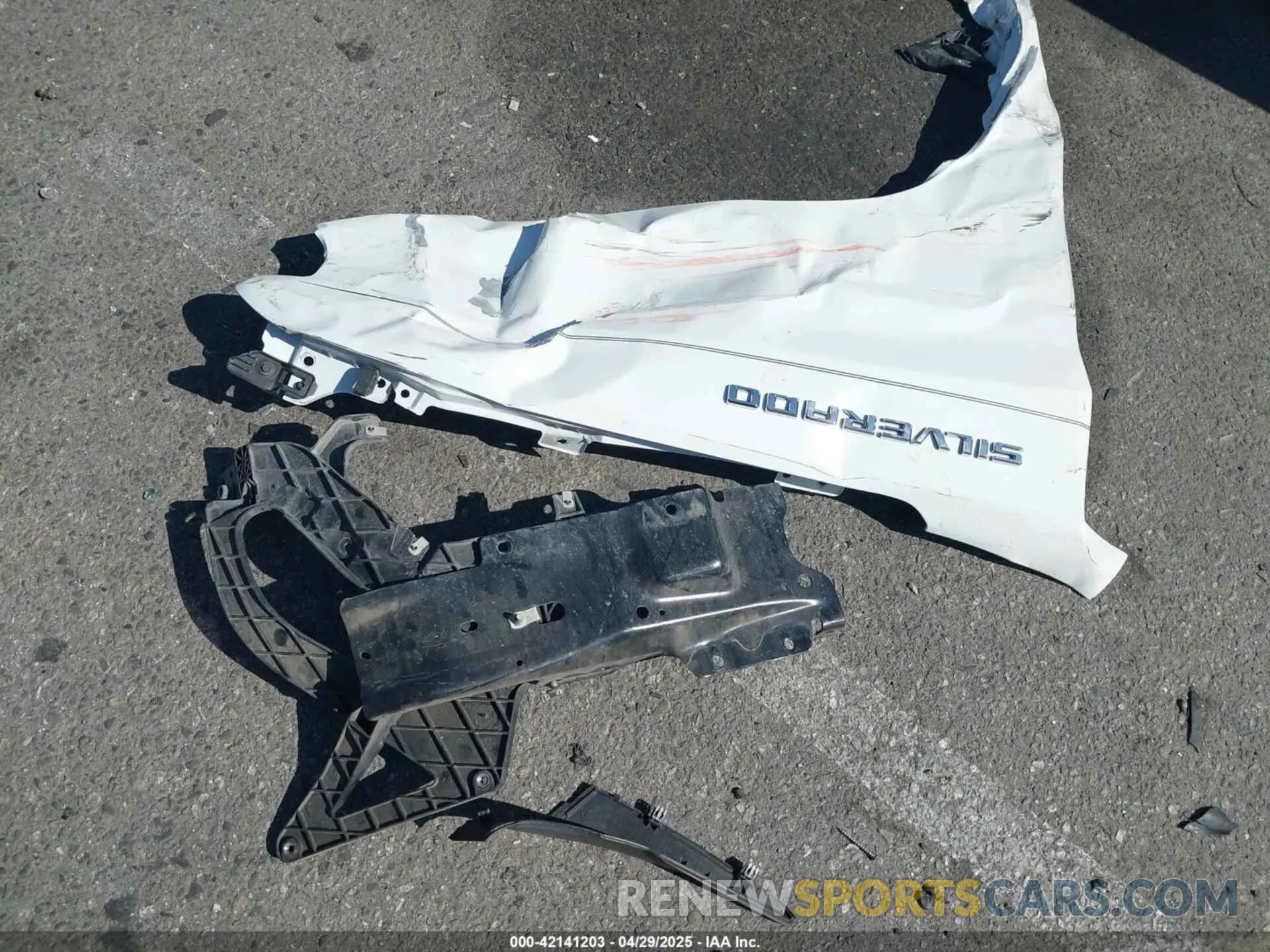 12 Photograph of a damaged car 3GCPWCEK7KG247457 CHEVROLET SILVERADO 1500 2019