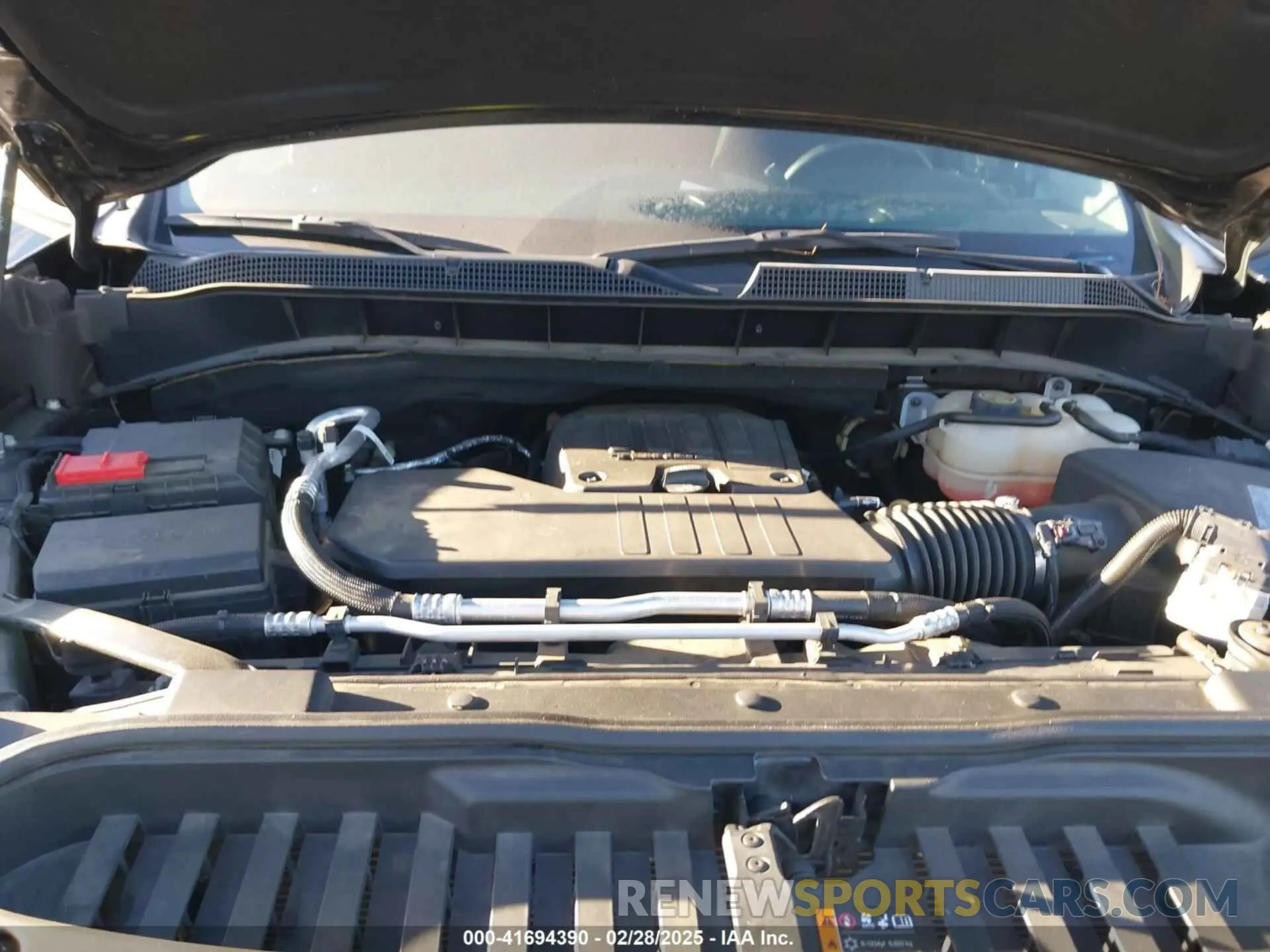 10 Photograph of a damaged car 3GCPWCEK9KG135825 CHEVROLET SILVERADO 1500 2019