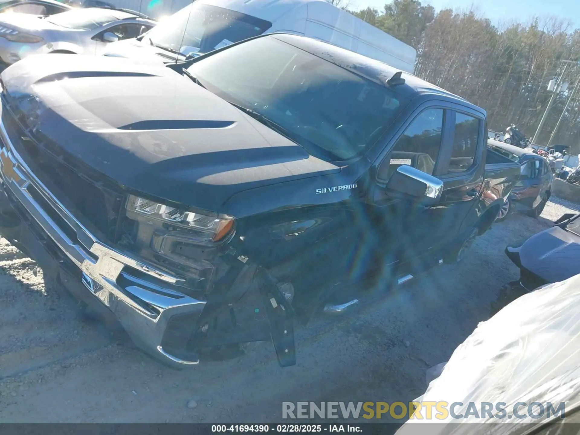 14 Photograph of a damaged car 3GCPWCEK9KG135825 CHEVROLET SILVERADO 1500 2019