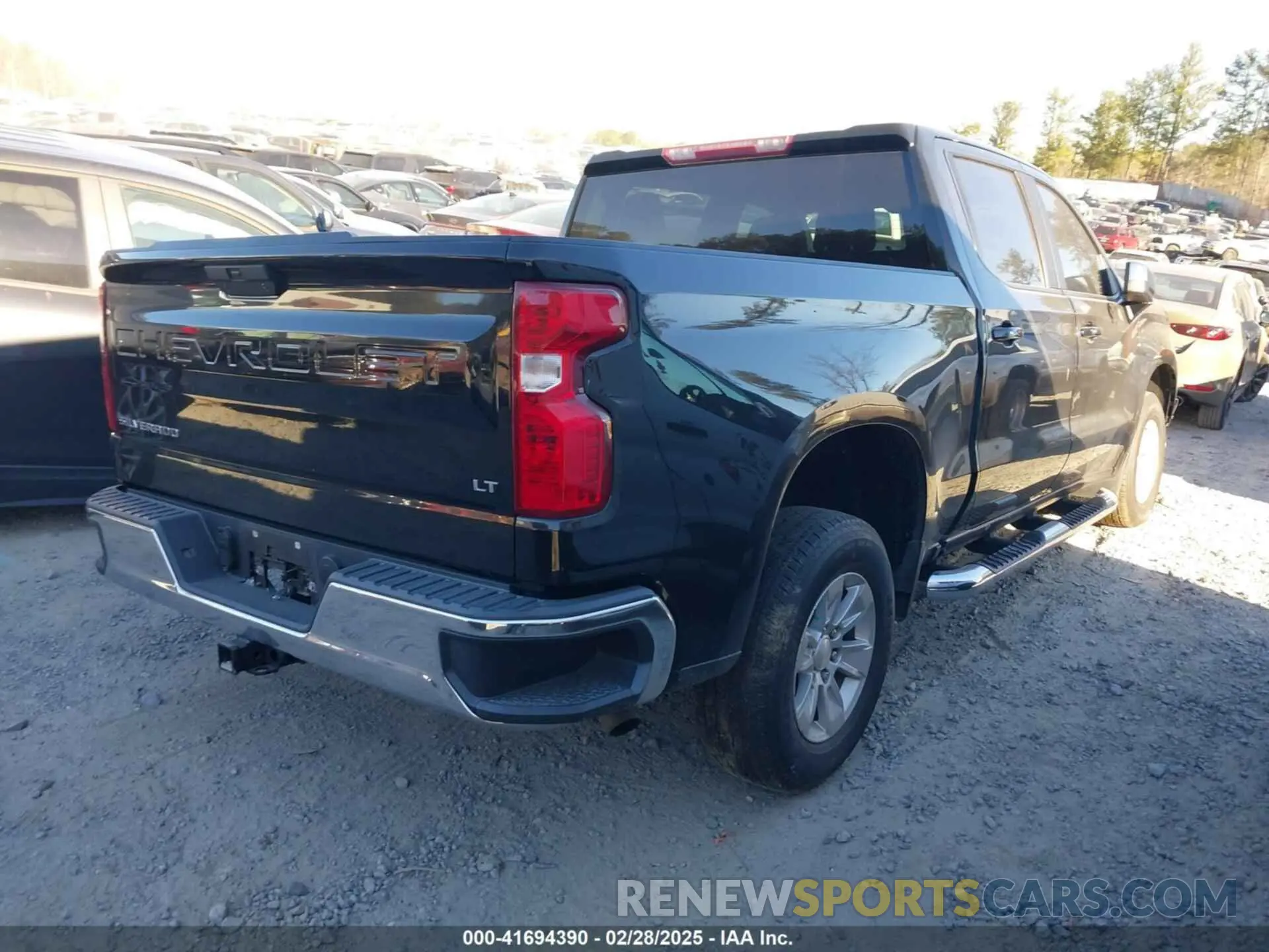 4 Photograph of a damaged car 3GCPWCEK9KG135825 CHEVROLET SILVERADO 1500 2019