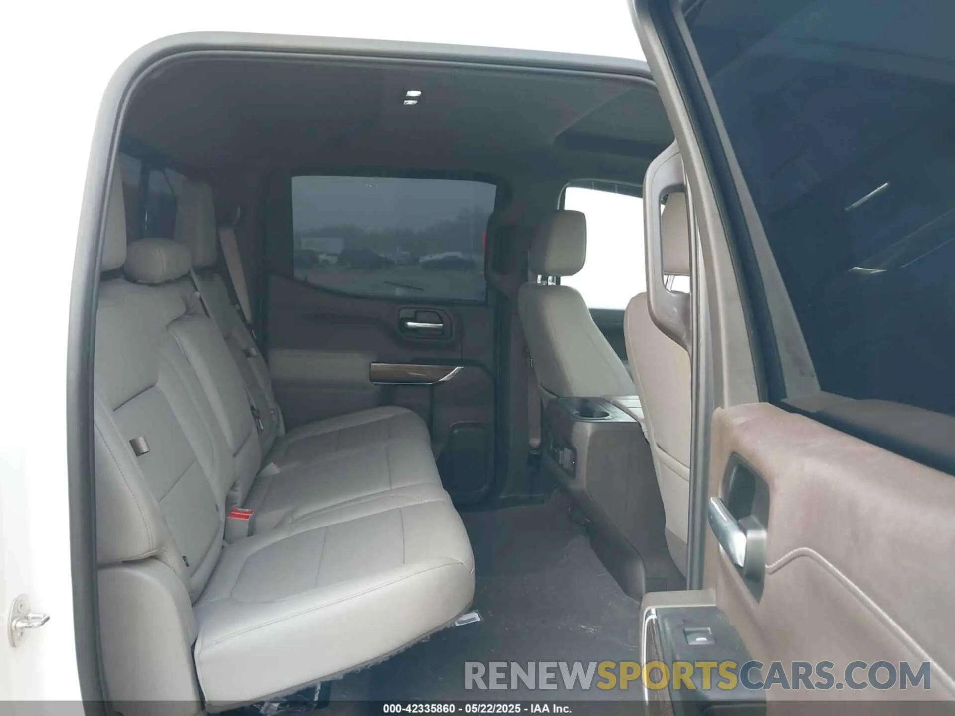8 Photograph of a damaged car 3GCPWDED1KG254900 CHEVROLET SILVERADO 1500 2019