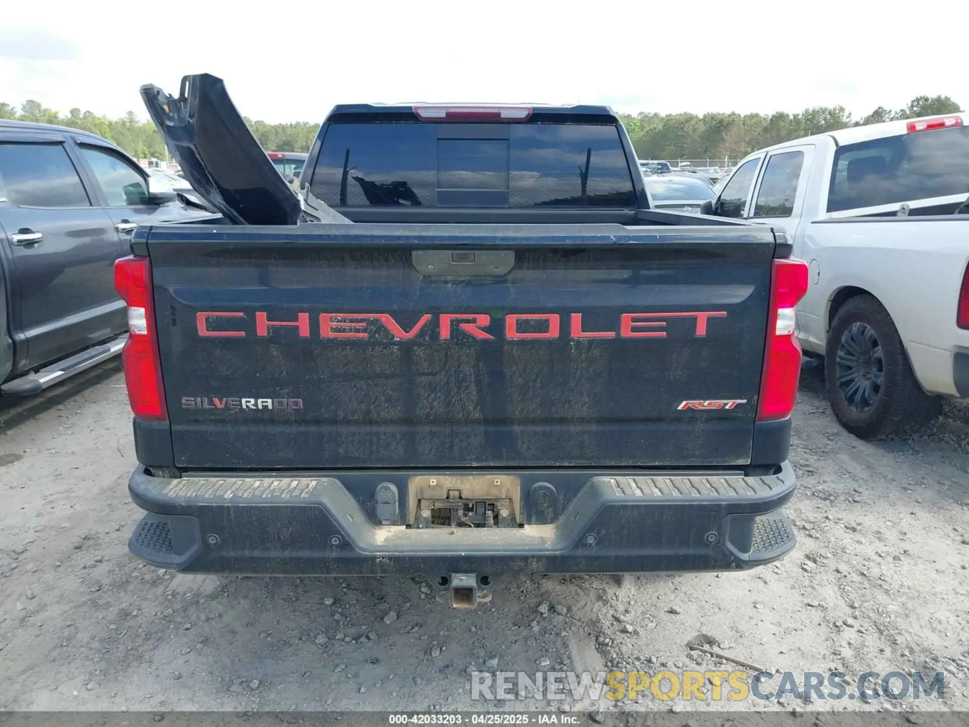 16 Photograph of a damaged car 3GCPWDED2KG284066 CHEVROLET SILVERADO 1500 2019