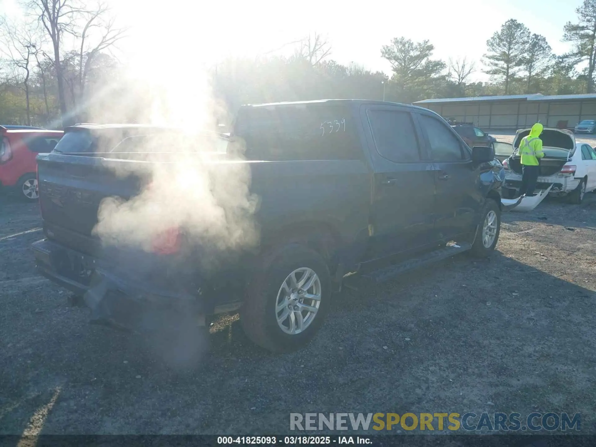 4 Photograph of a damaged car 3GCPWDED6KG125339 CHEVROLET SILVERADO 1500 2019