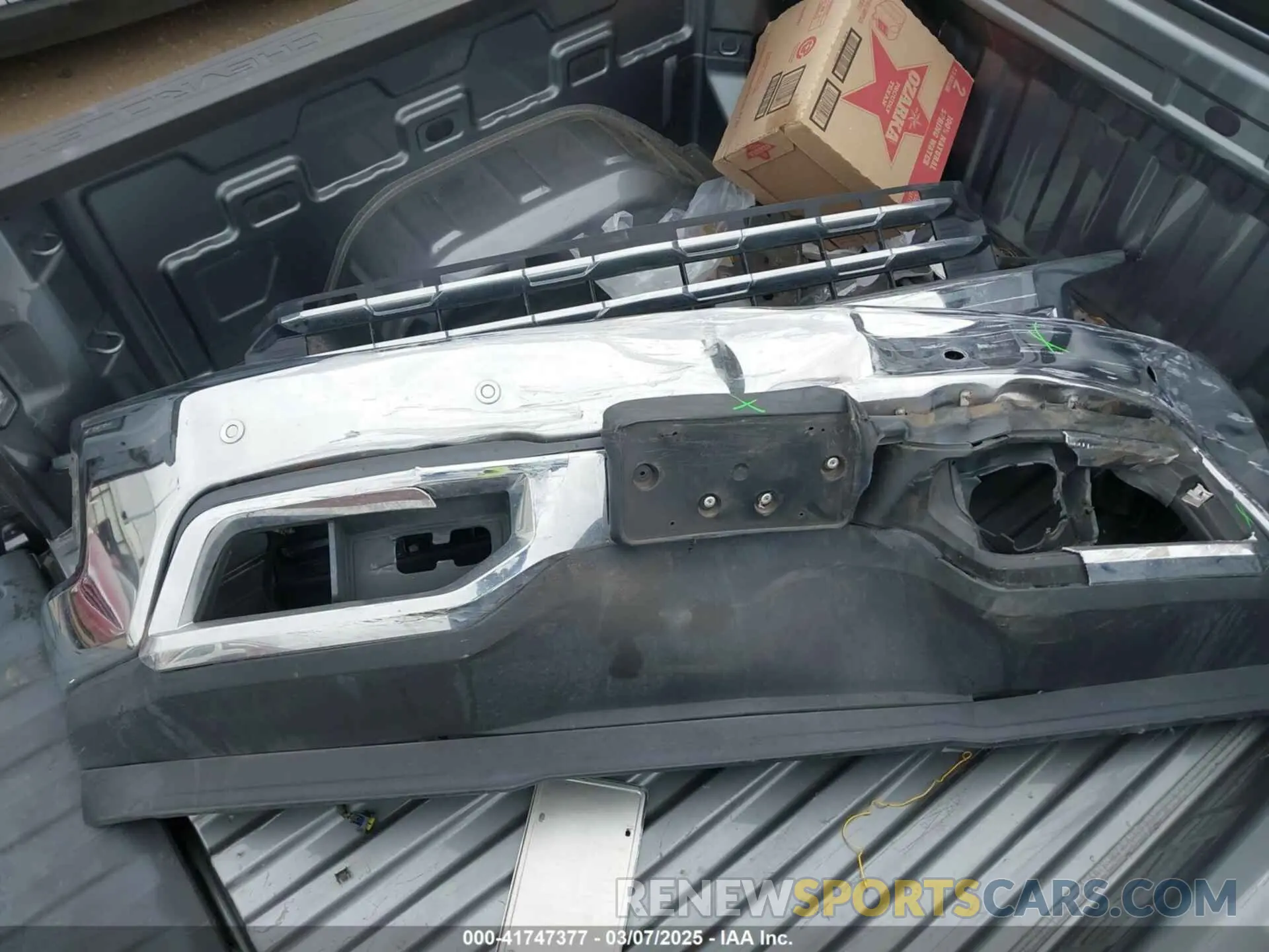 12 Photograph of a damaged car 3GCPWEEDXKG159533 CHEVROLET SILVERADO 1500 2019