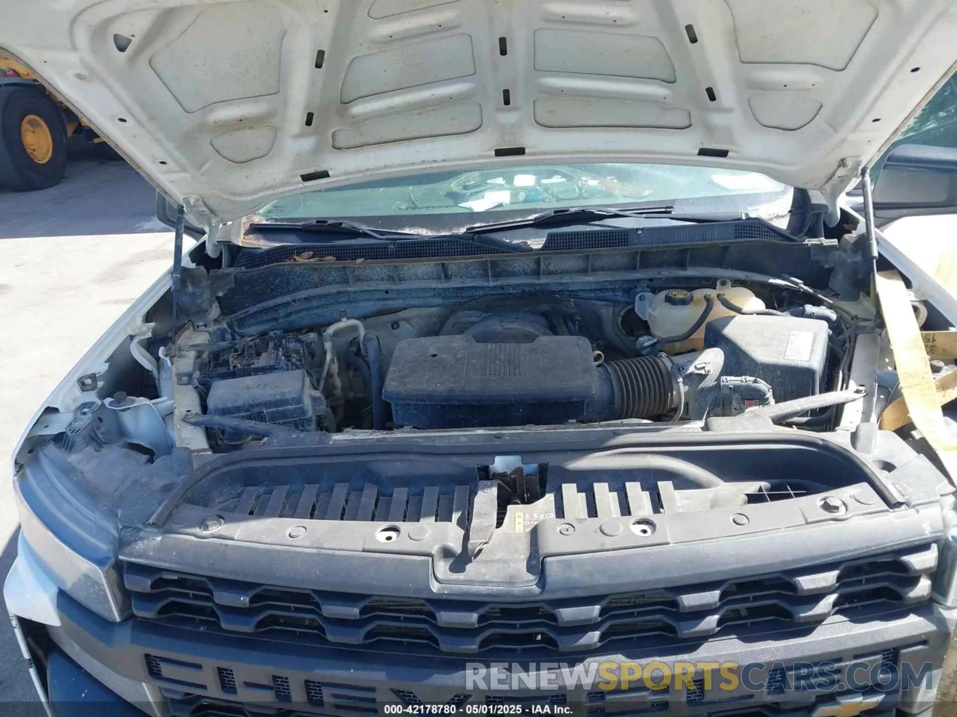 10 Photograph of a damaged car 3GCPYAEH8KG129727 CHEVROLET SILVERADO 1500 2019