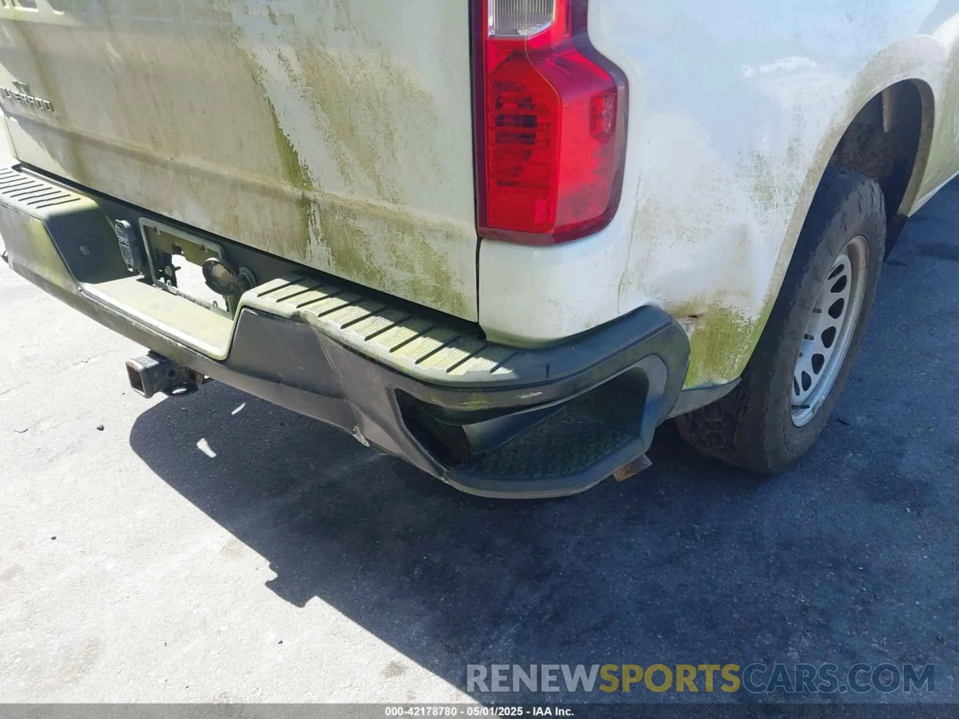 6 Photograph of a damaged car 3GCPYAEH8KG129727 CHEVROLET SILVERADO 1500 2019