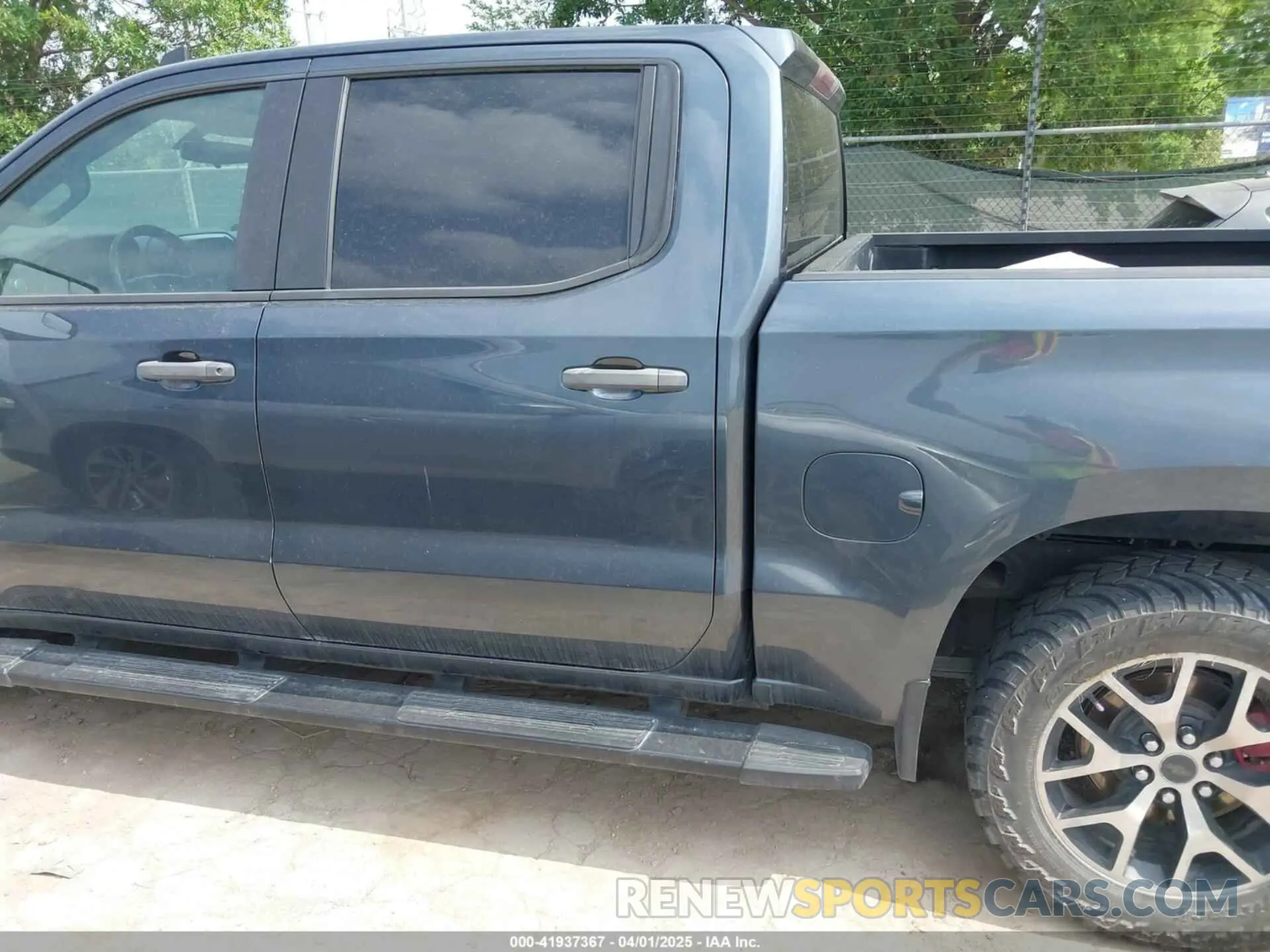 15 Photograph of a damaged car 3GCPYBEH9KG238011 CHEVROLET SILVERADO 1500 2019