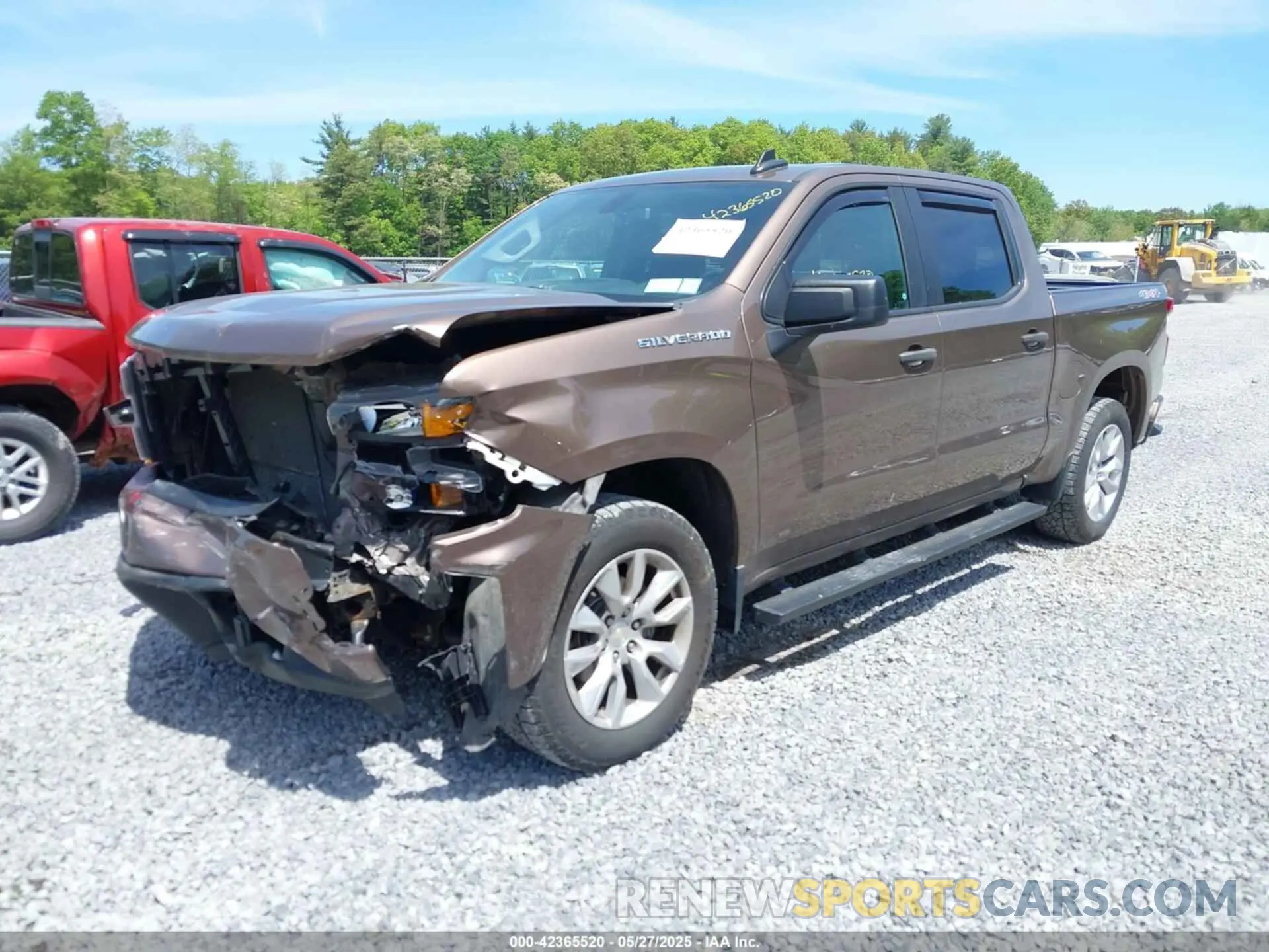 2 Photograph of a damaged car 3GCPYBEHXKG241256 CHEVROLET SILVERADO 1500 2019