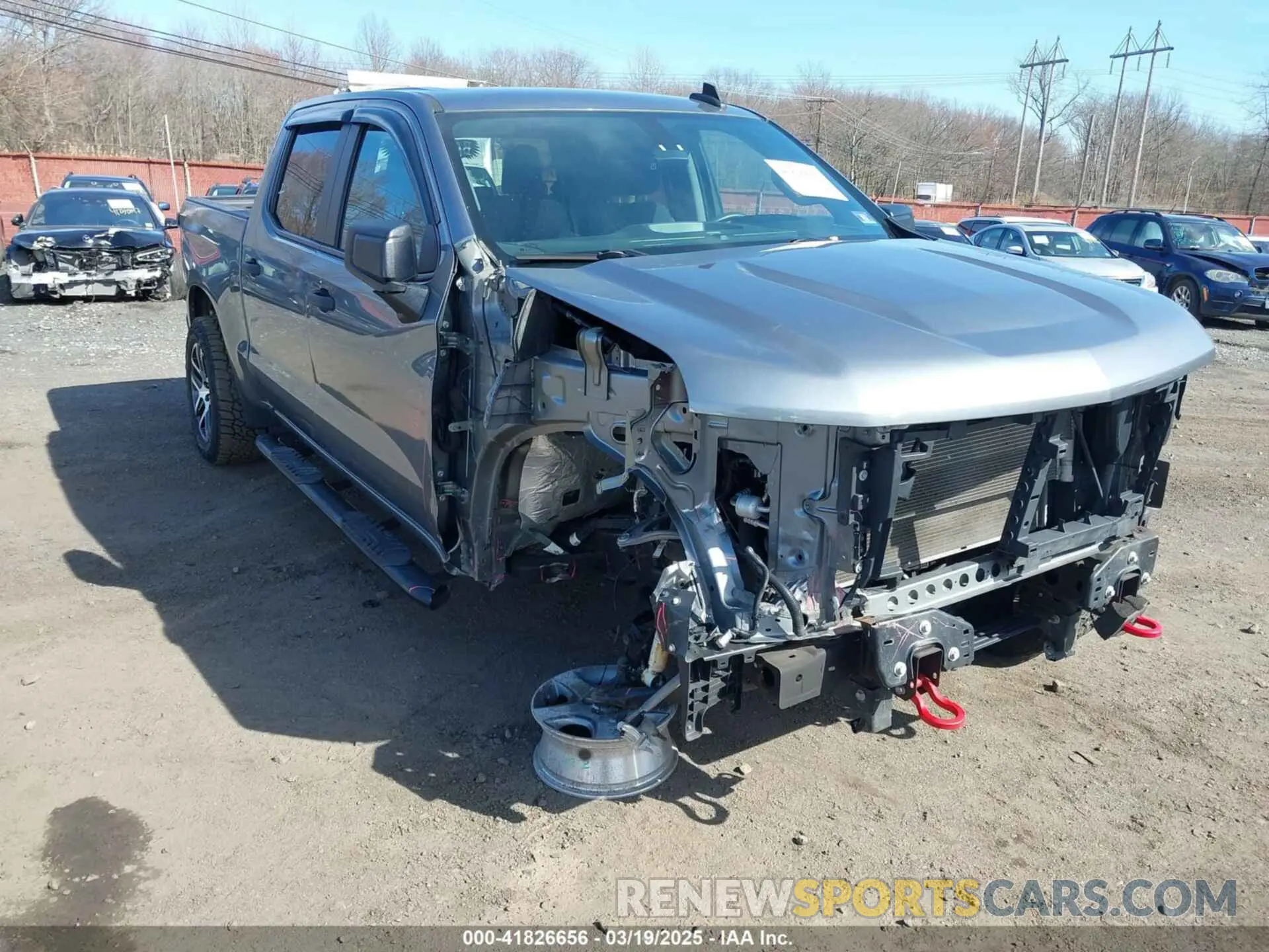 17 Photograph of a damaged car 3GCPYCEF5KG148682 CHEVROLET SILVERADO 1500 2019