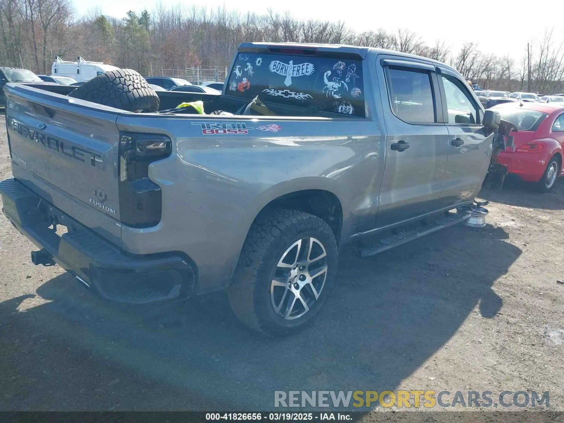4 Photograph of a damaged car 3GCPYCEF5KG148682 CHEVROLET SILVERADO 1500 2019
