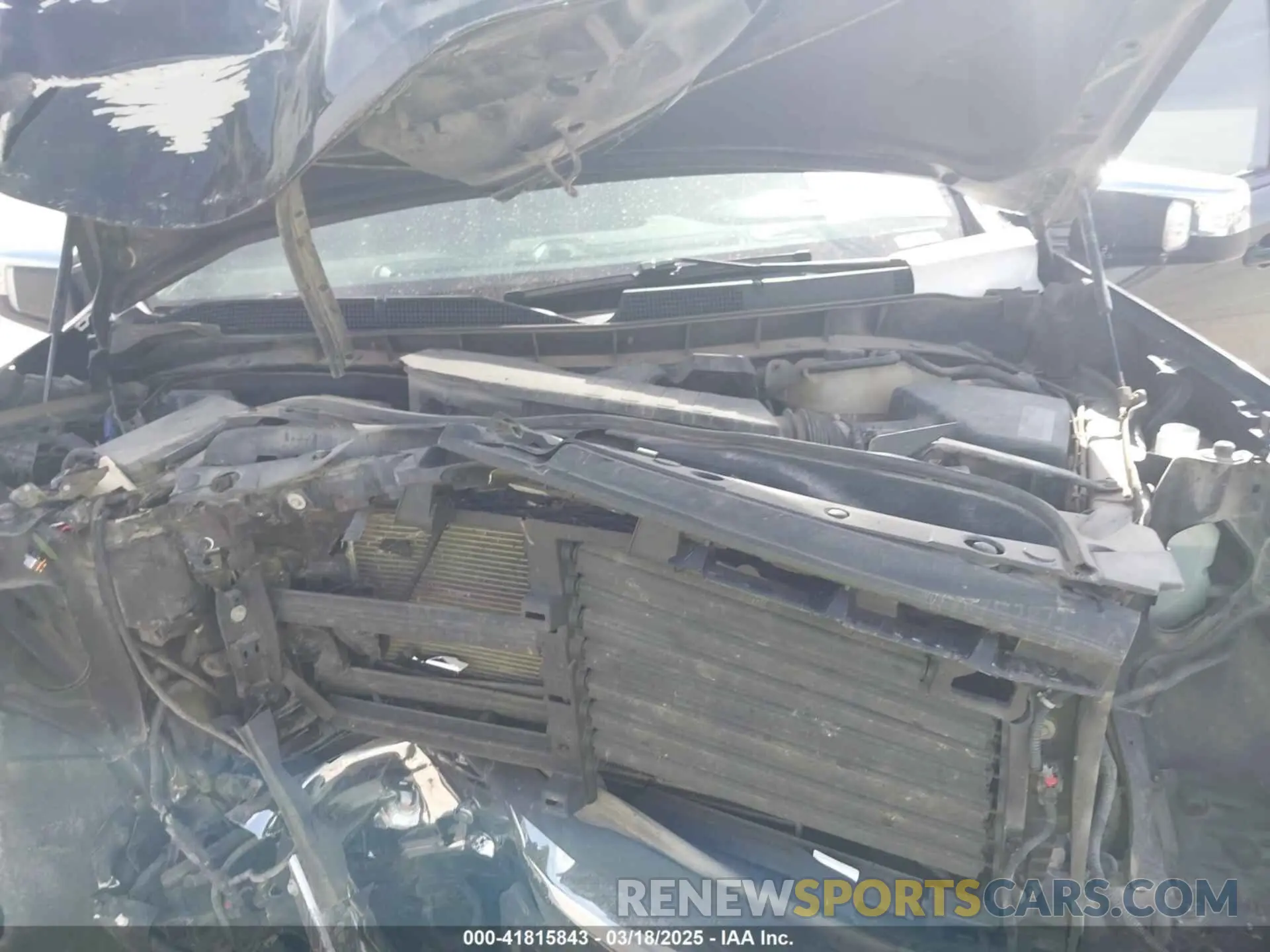10 Photograph of a damaged car 3GCPYDEK8KG116134 CHEVROLET SILVERADO 1500 2019