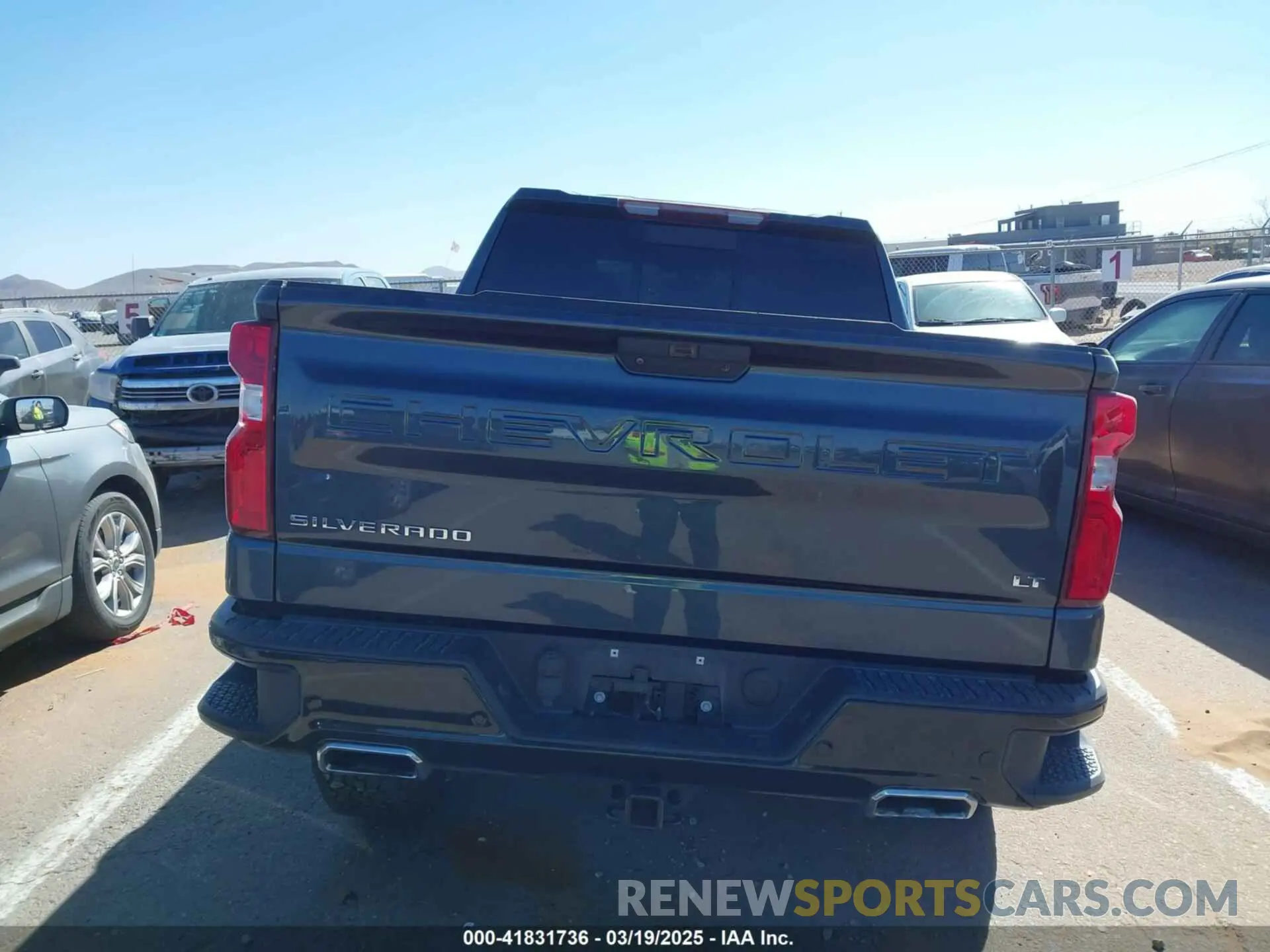 17 Photograph of a damaged car 3GCPYFED1KG299325 CHEVROLET SILVERADO 1500 2019