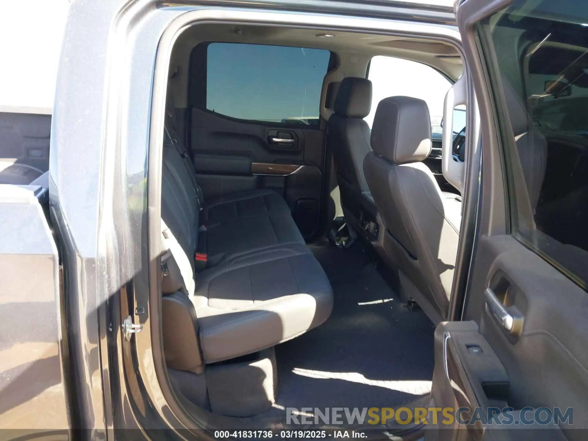 8 Photograph of a damaged car 3GCPYFED1KG299325 CHEVROLET SILVERADO 1500 2019