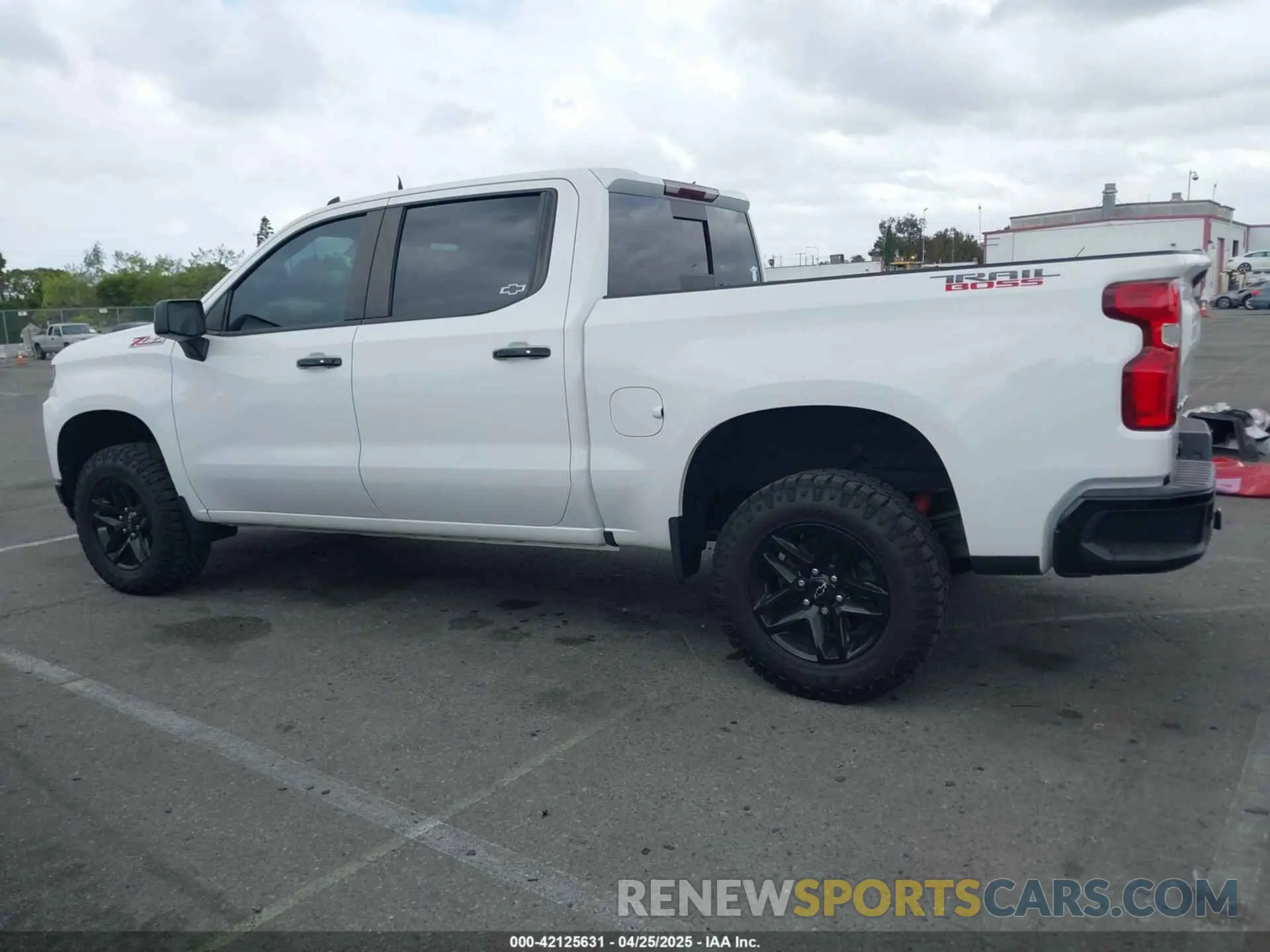 14 Photograph of a damaged car 3GCPYFED5KG152909 CHEVROLET SILVERADO 1500 2019