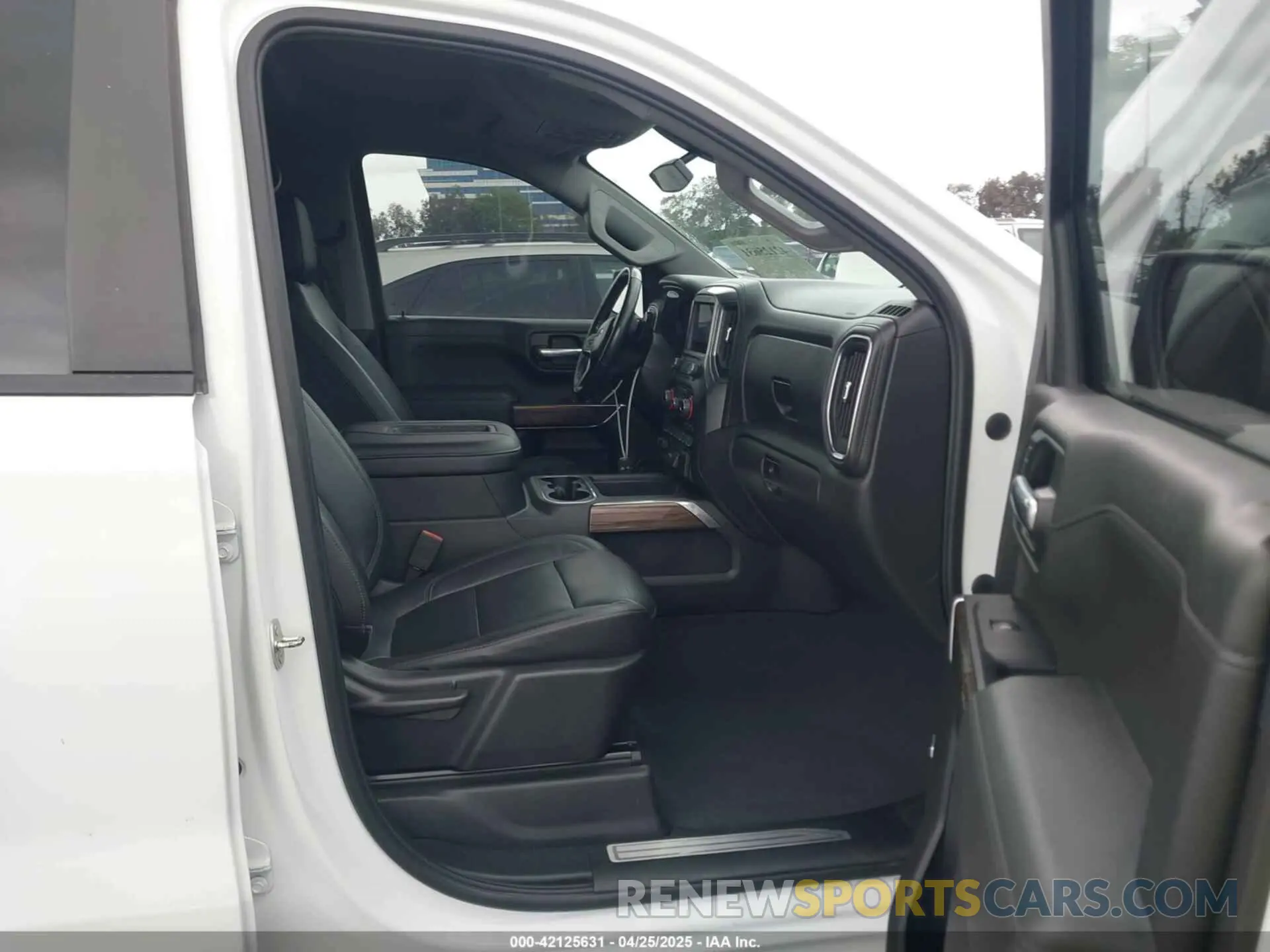 5 Photograph of a damaged car 3GCPYFED5KG152909 CHEVROLET SILVERADO 1500 2019