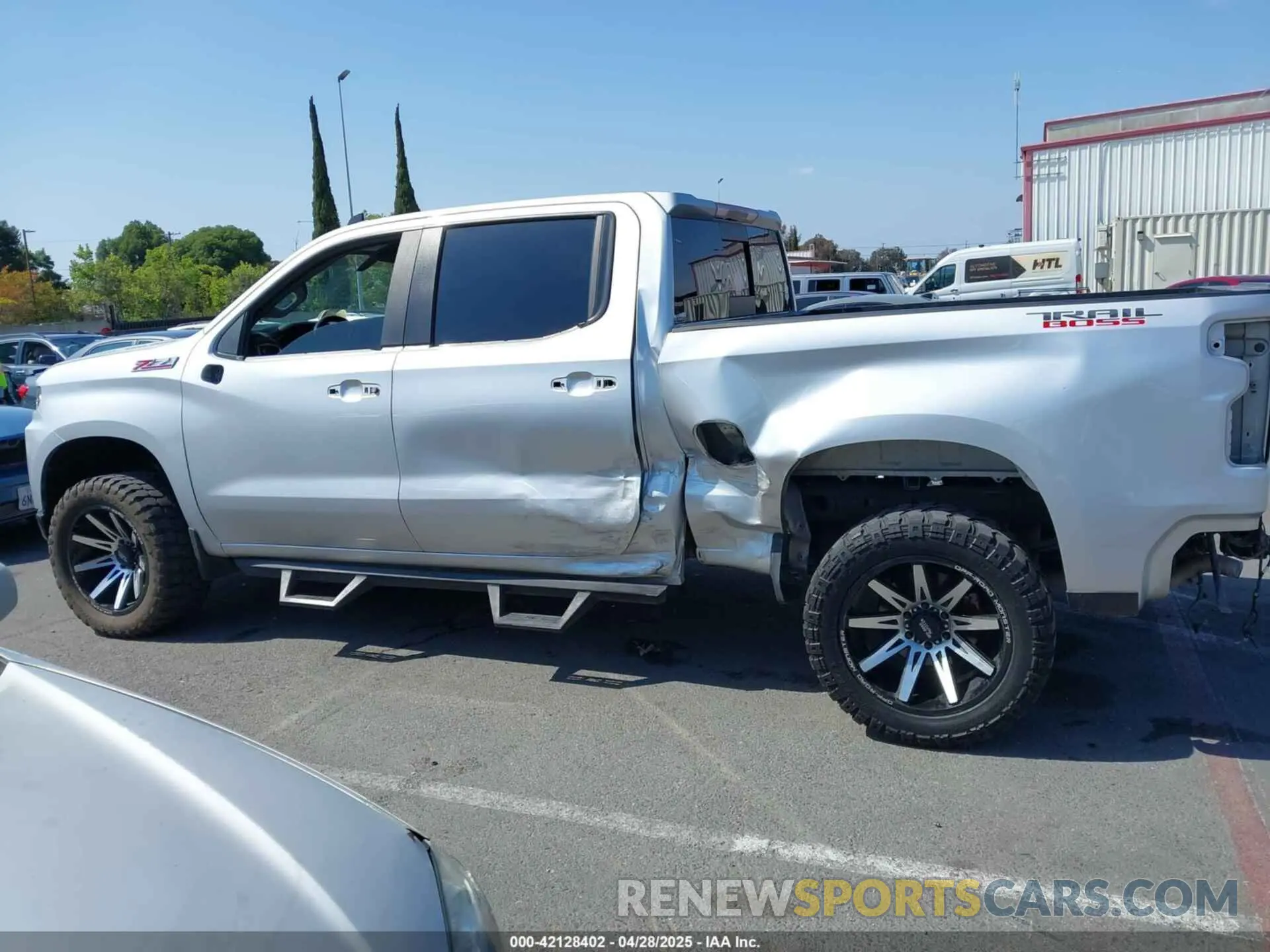 15 Photograph of a damaged car 3GCPYFED9KG117659 CHEVROLET SILVERADO 1500 2019