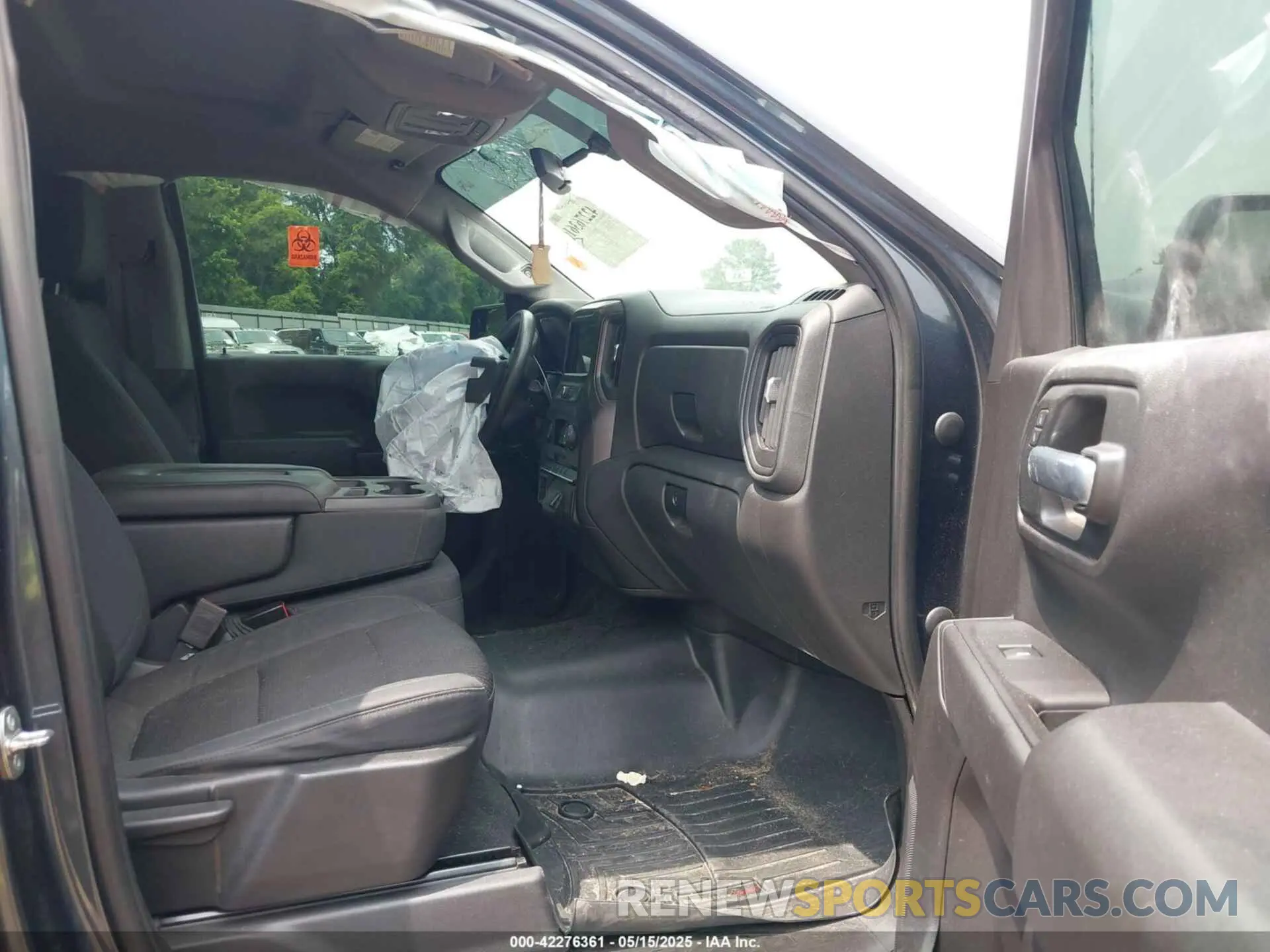 5 Photograph of a damaged car 3GCUYBEF0KG154211 CHEVROLET SILVERADO 1500 2019