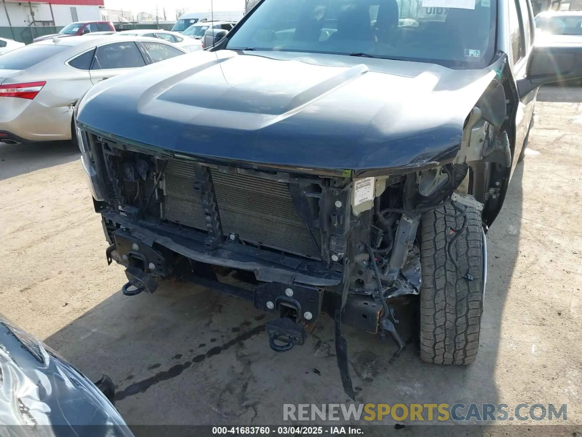 18 Photograph of a damaged car 3GCUYBEF4KG102693 CHEVROLET SILVERADO 1500 2019