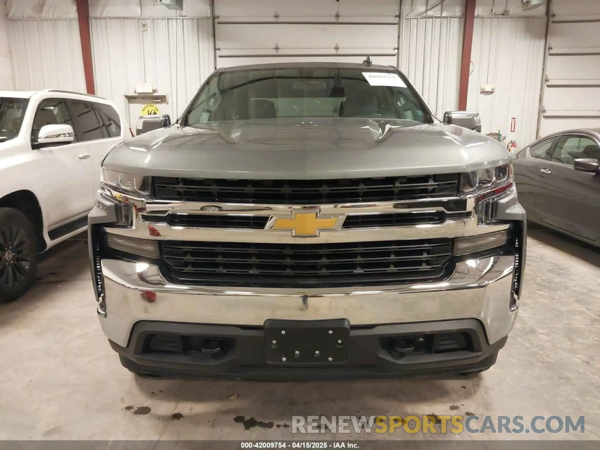 13 Photograph of a damaged car 3GCUYDED0KG262712 CHEVROLET SILVERADO 1500 2019