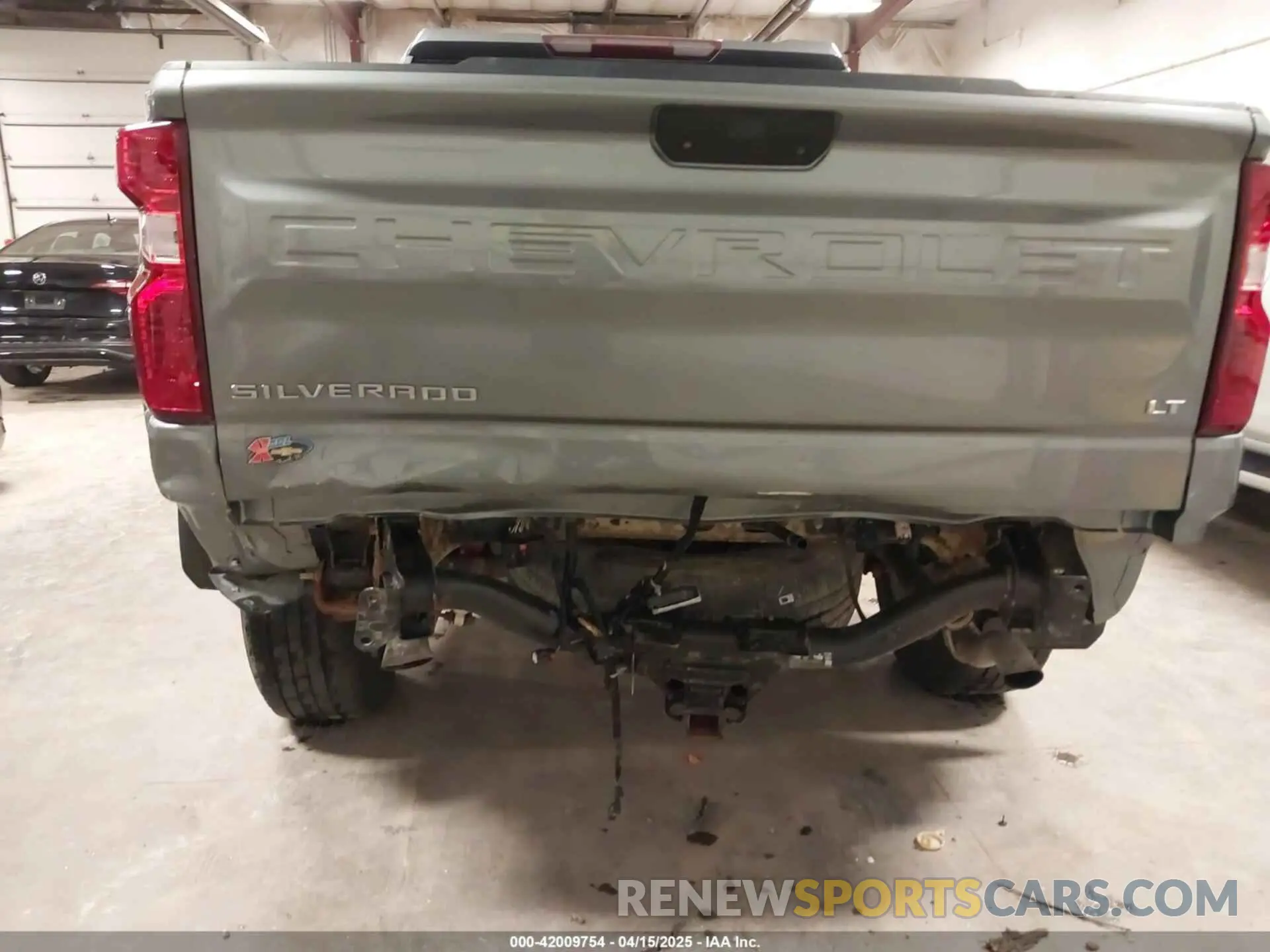 6 Photograph of a damaged car 3GCUYDED0KG262712 CHEVROLET SILVERADO 1500 2019