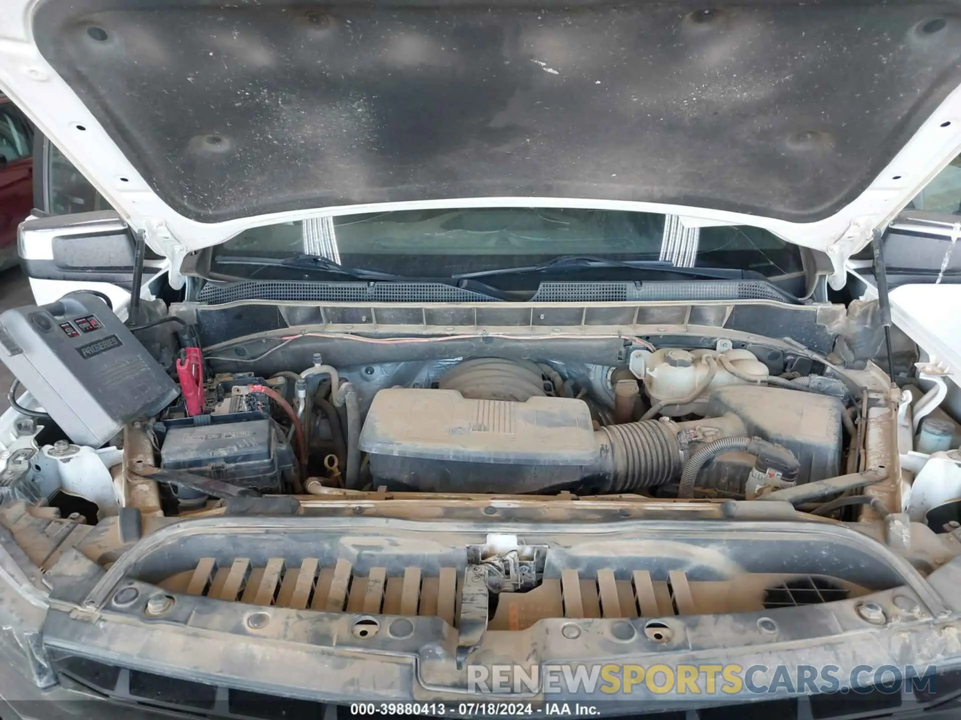 10 Photograph of a damaged car 3GCUYDED1KG120689 CHEVROLET SILVERADO 1500 2019
