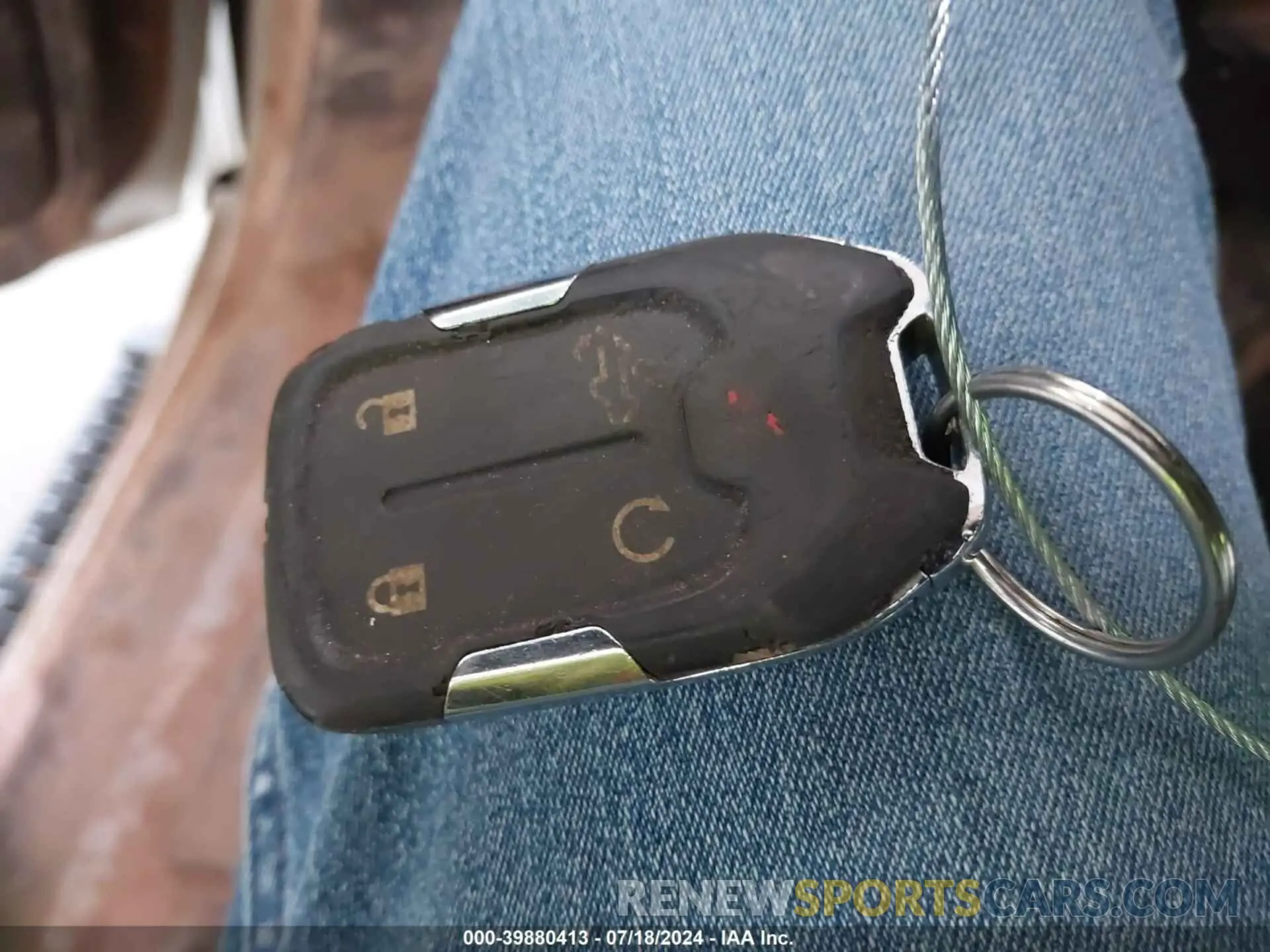 11 Photograph of a damaged car 3GCUYDED1KG120689 CHEVROLET SILVERADO 1500 2019