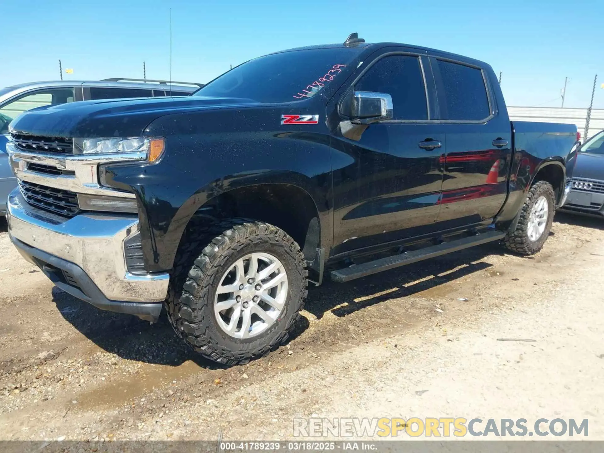 2 Photograph of a damaged car 3GCUYDED2KG130003 CHEVROLET SILVERADO 1500 2019