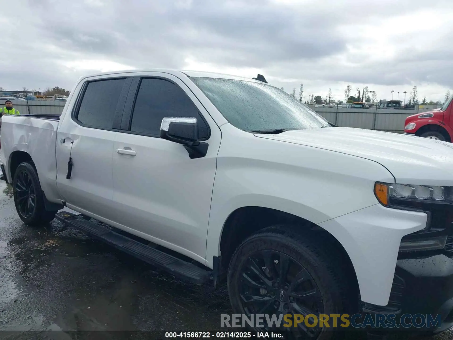 13 Photograph of a damaged car 3GCUYDED3KG118071 CHEVROLET SILVERADO 1500 2019