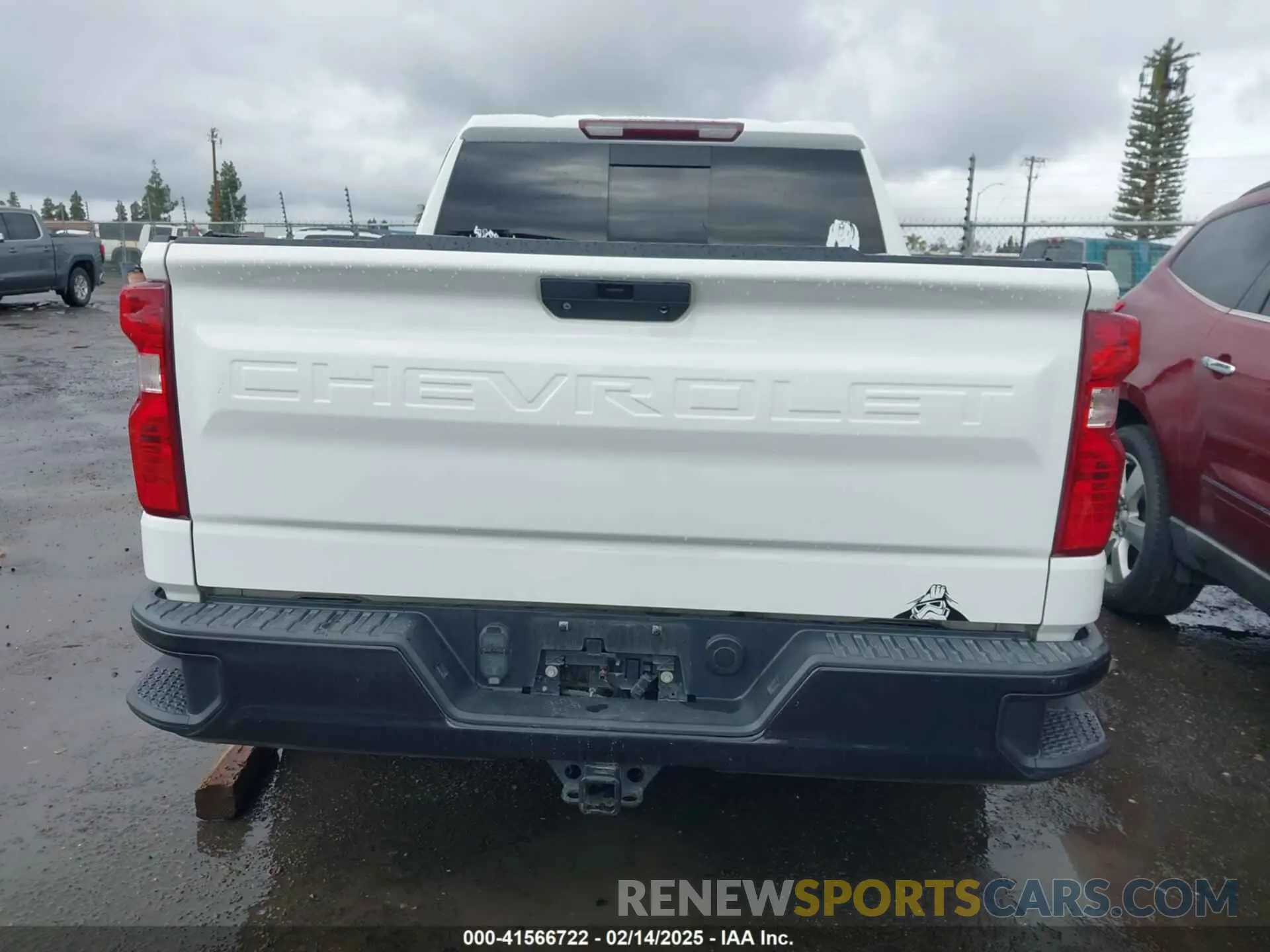 16 Photograph of a damaged car 3GCUYDED3KG118071 CHEVROLET SILVERADO 1500 2019