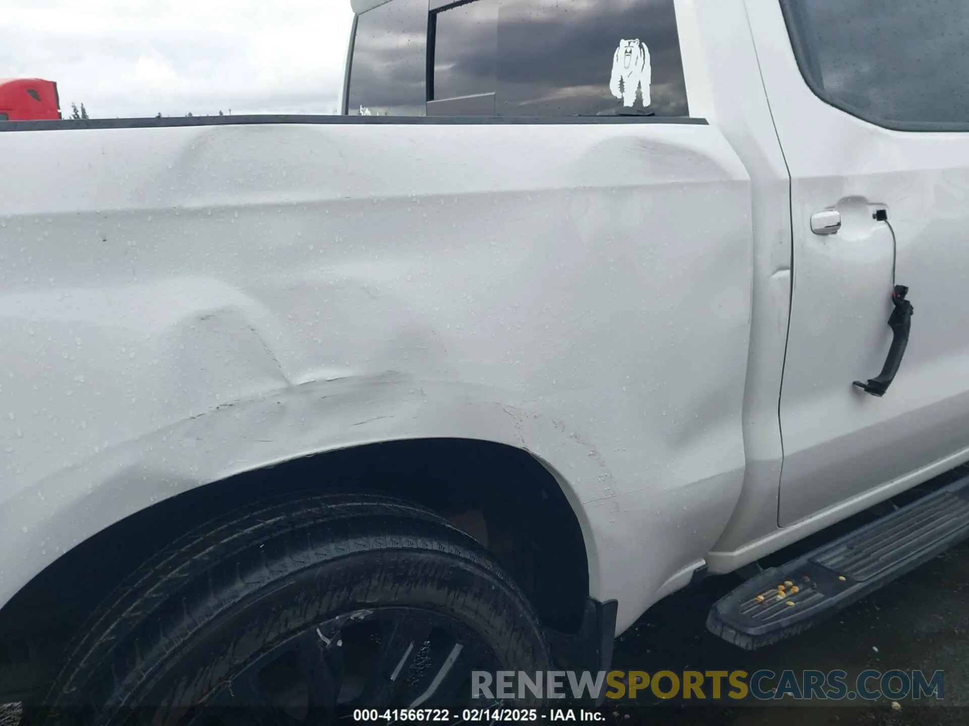 19 Photograph of a damaged car 3GCUYDED3KG118071 CHEVROLET SILVERADO 1500 2019