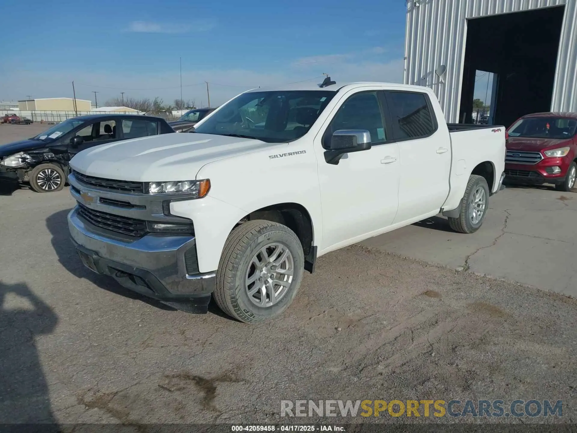 2 Photograph of a damaged car 3GCUYDED5KG111414 CHEVROLET SILVERADO 1500 2019
