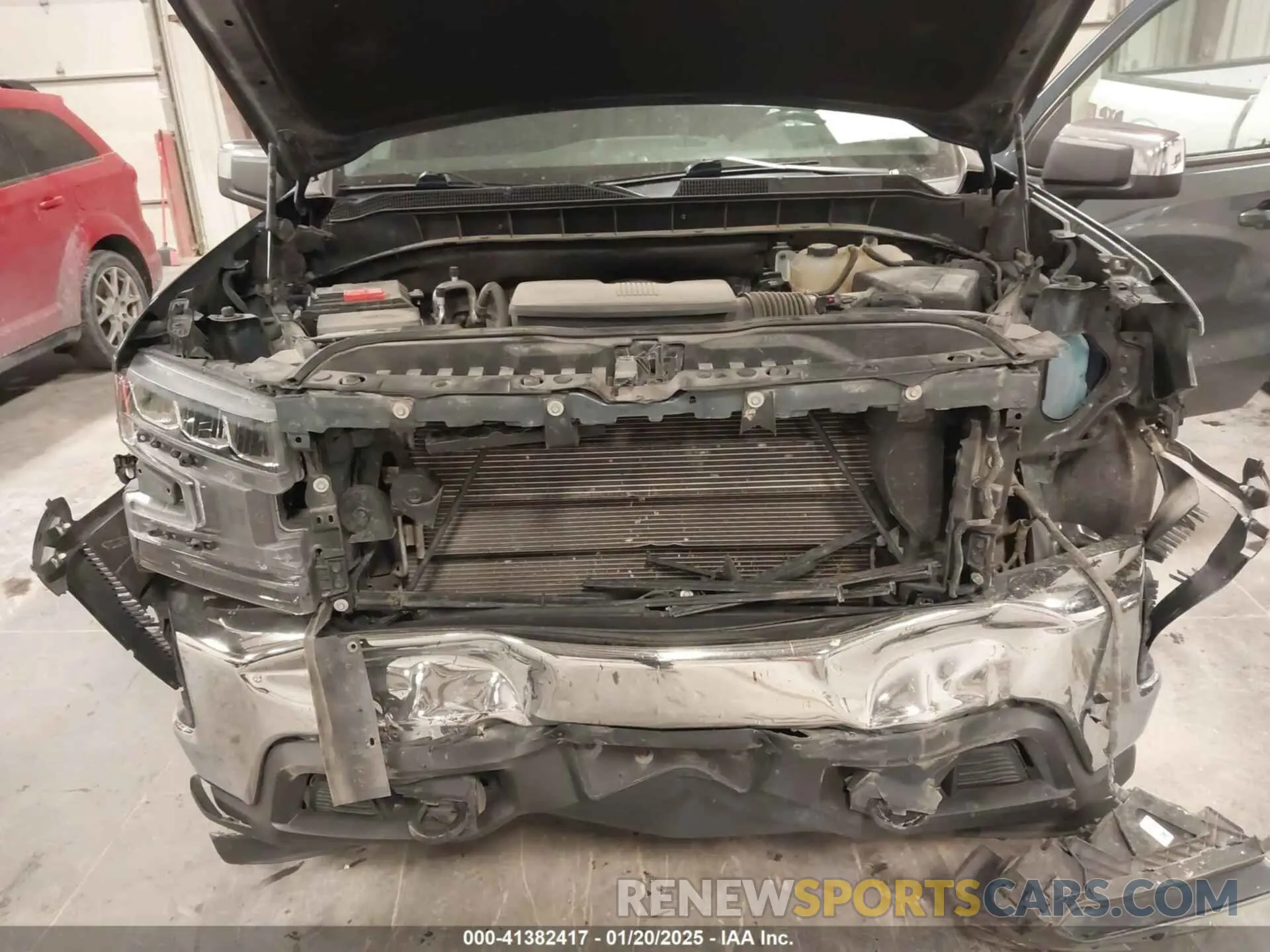 10 Photograph of a damaged car 3GCUYDED5KG205003 CHEVROLET SILVERADO 1500 2019