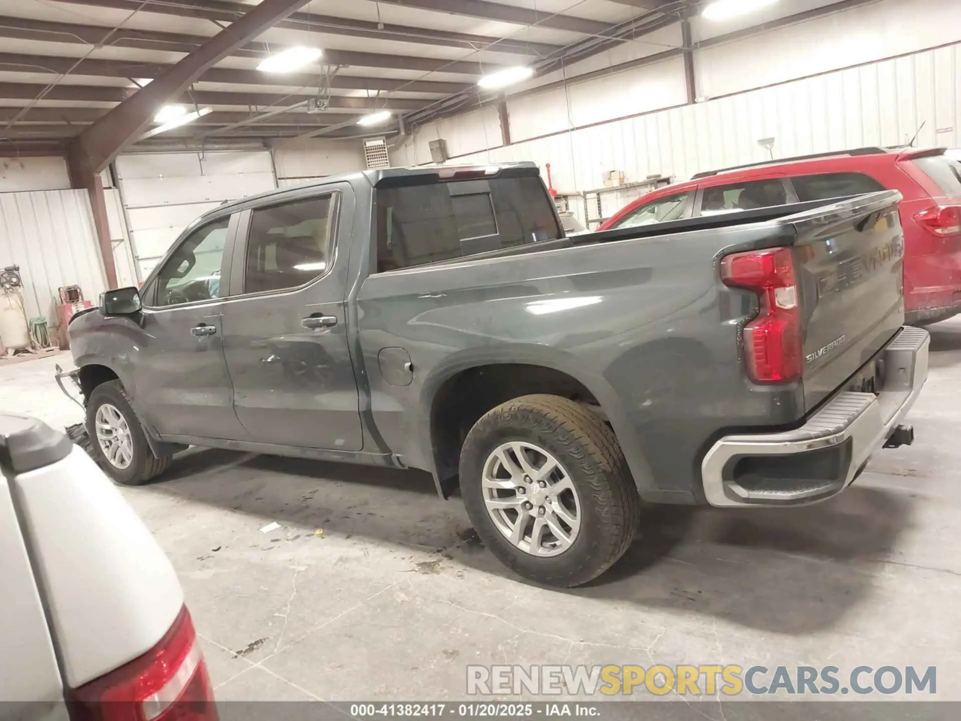 15 Photograph of a damaged car 3GCUYDED5KG205003 CHEVROLET SILVERADO 1500 2019